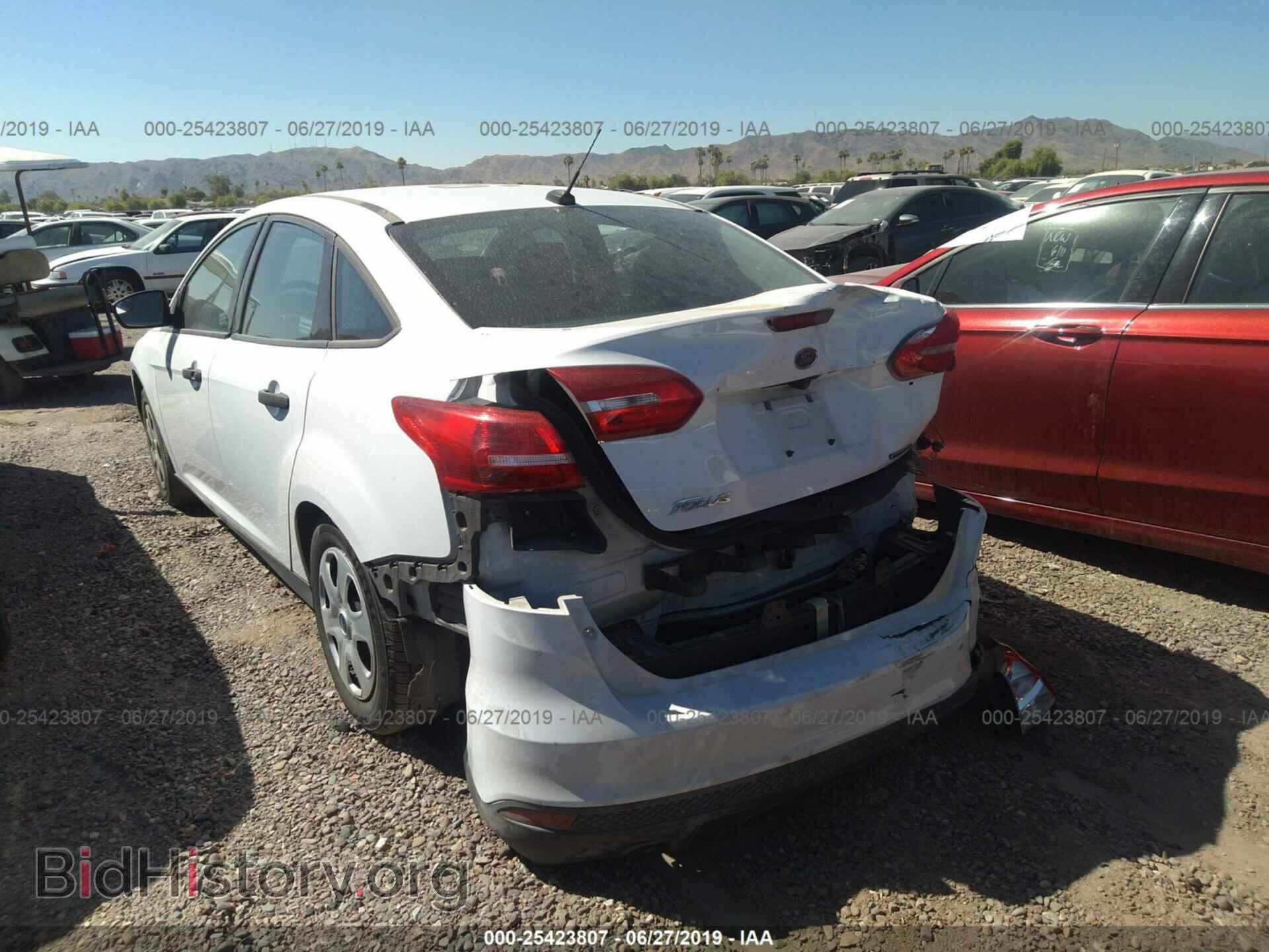 2016 FORD FOCUS - VIN: 1FADP3E20GL218057 - Фото 3