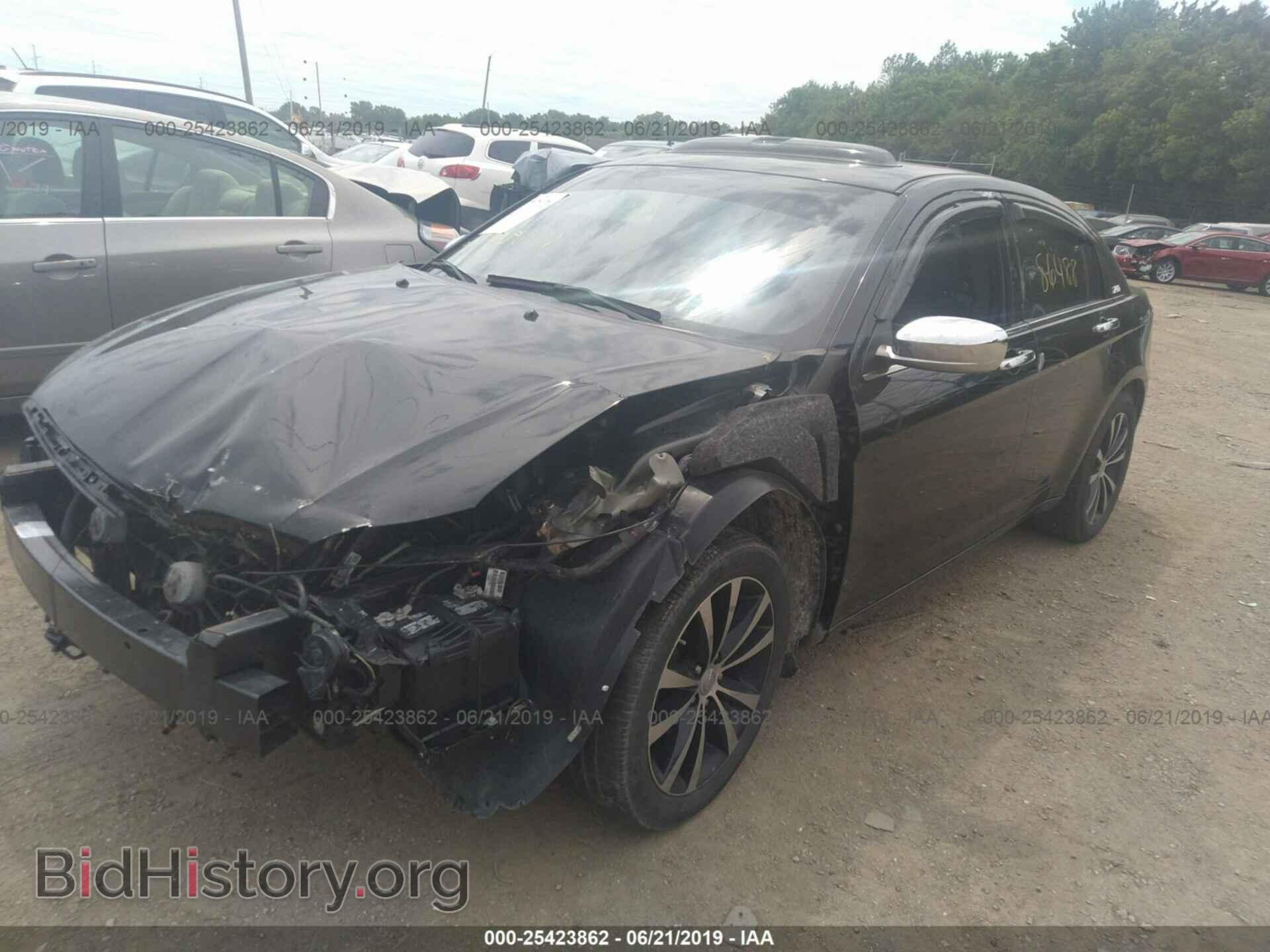 2013 CHRYSLER 200 - VIN: 1C3CCBCGXDN650170 - Photo 2