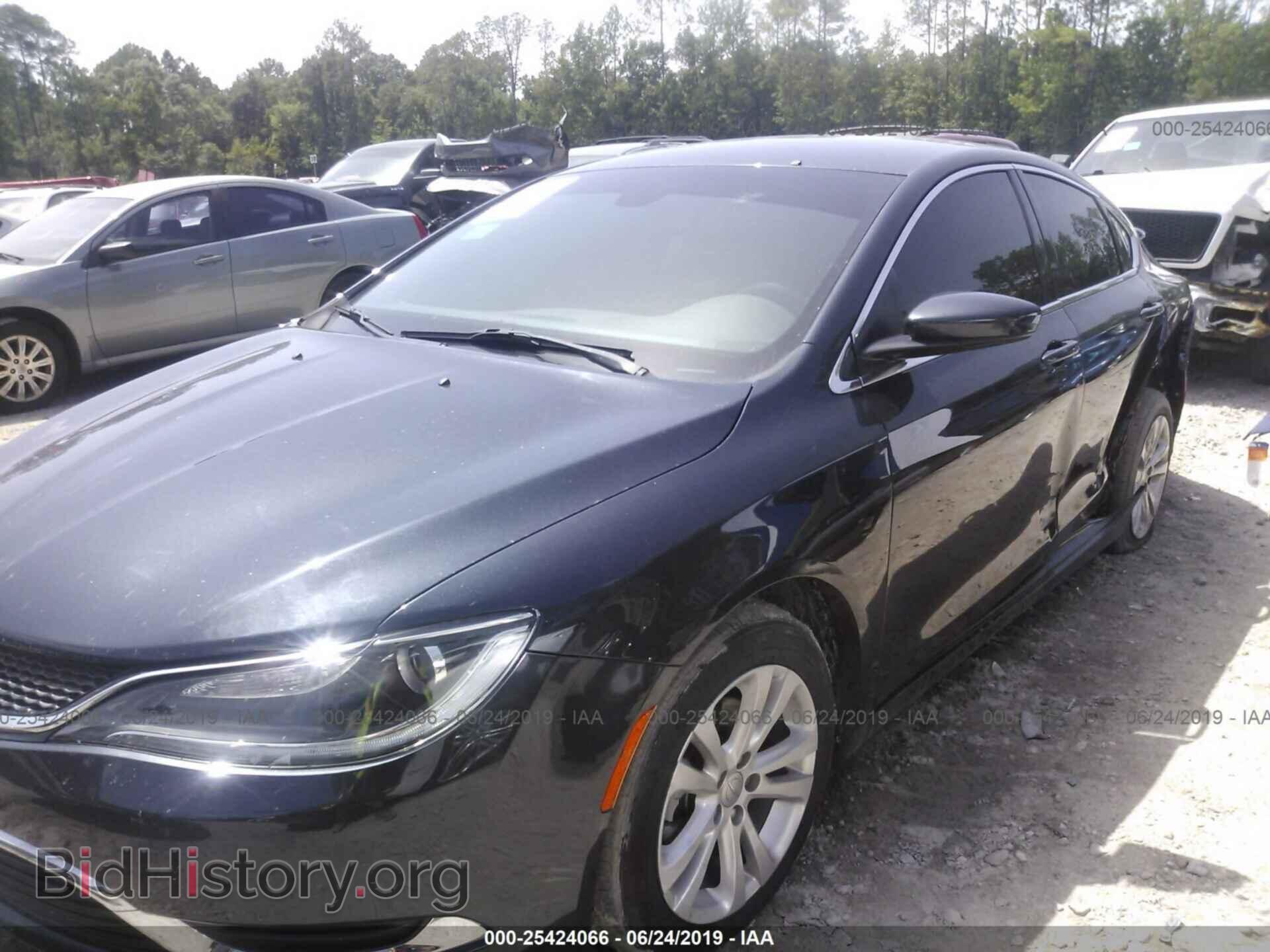 2017 CHRYSLER 200 - VIN: 1C3CCCAB5HN501197 - Photo 2