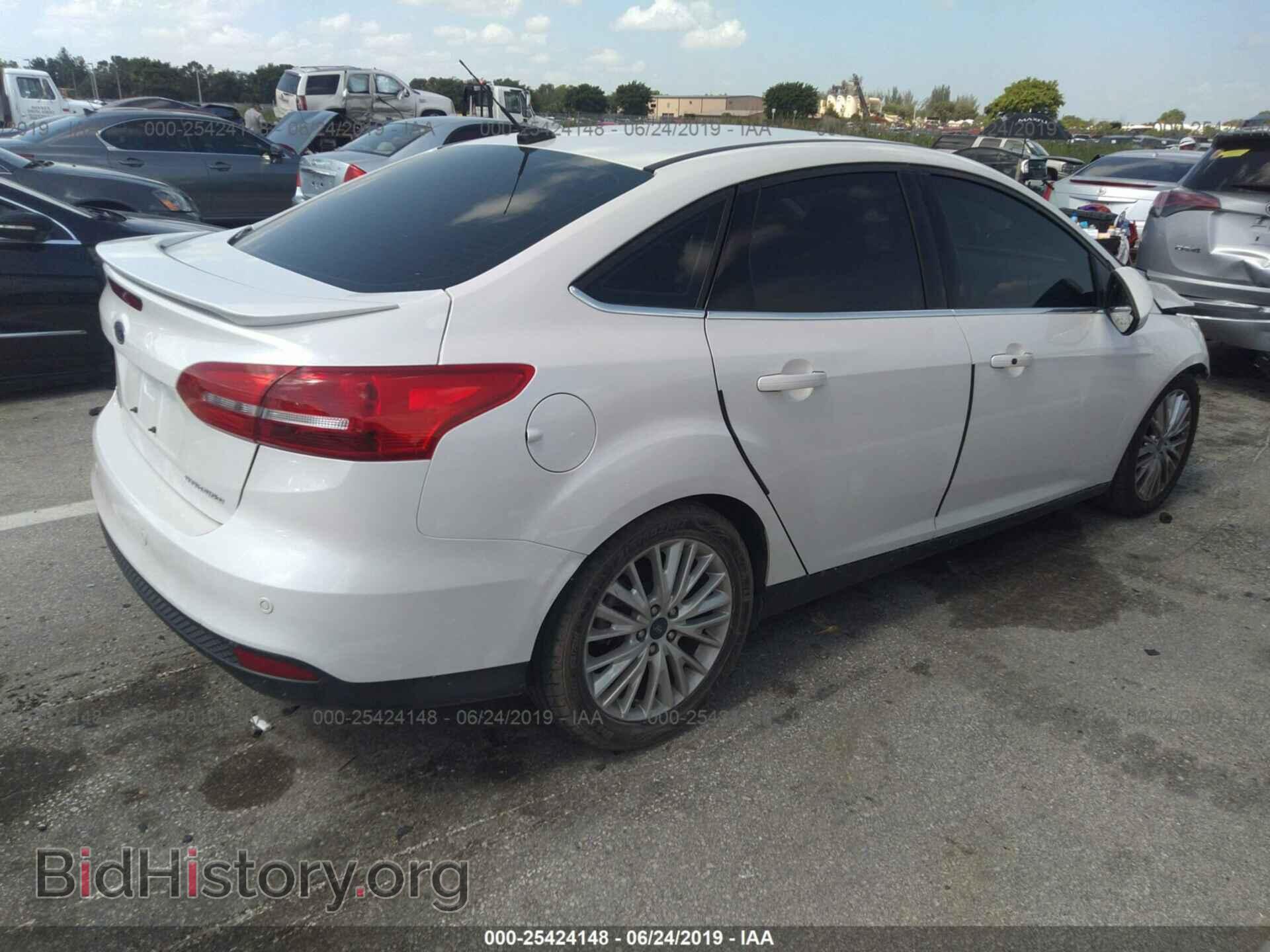2017 FORD FOCUS - VIN: 1FADP3J26HL327260 - Фото 4