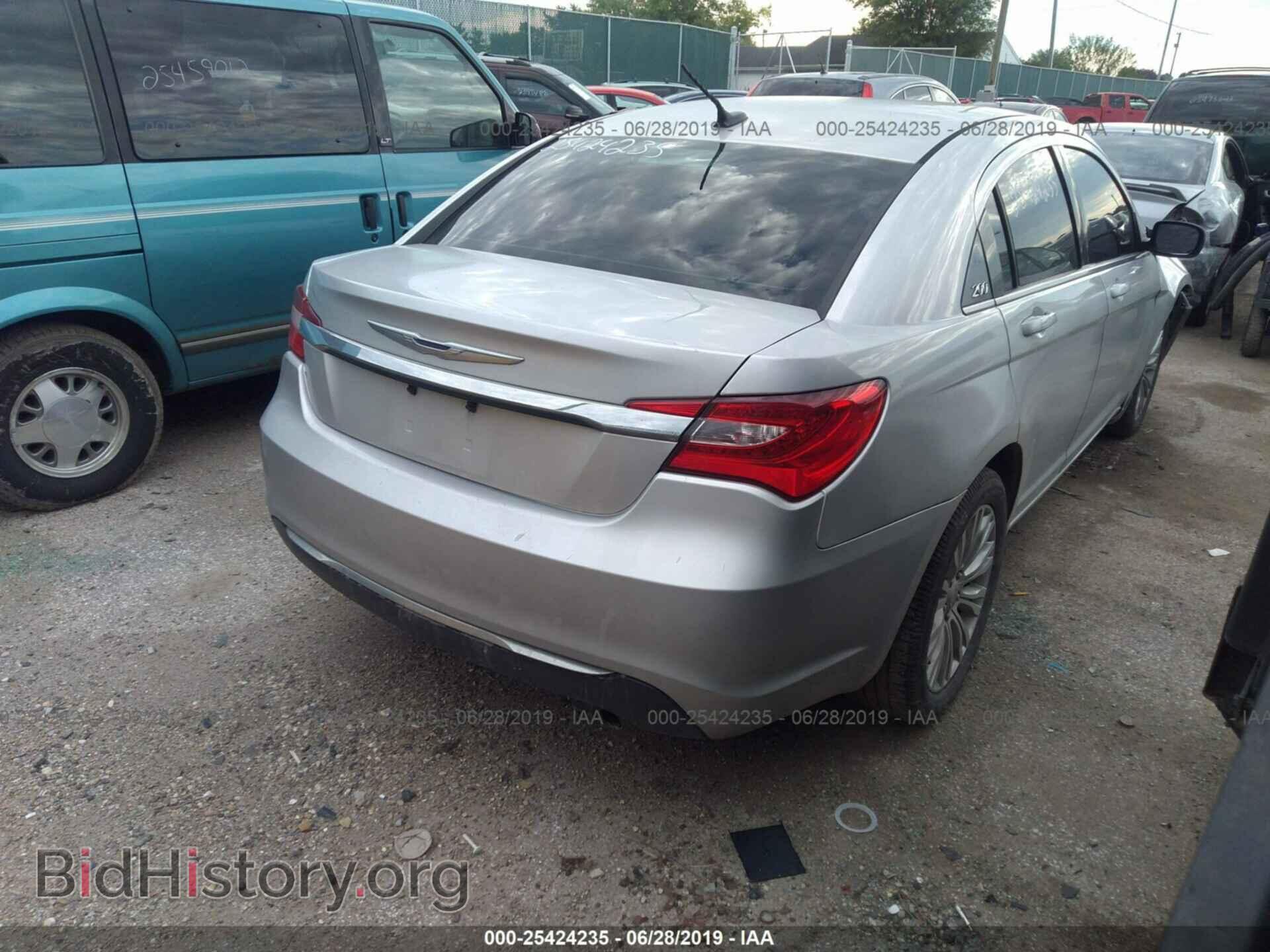2012 CHRYSLER 200 - VIN: 1C3CCBAB5CN149290 - Photo 4