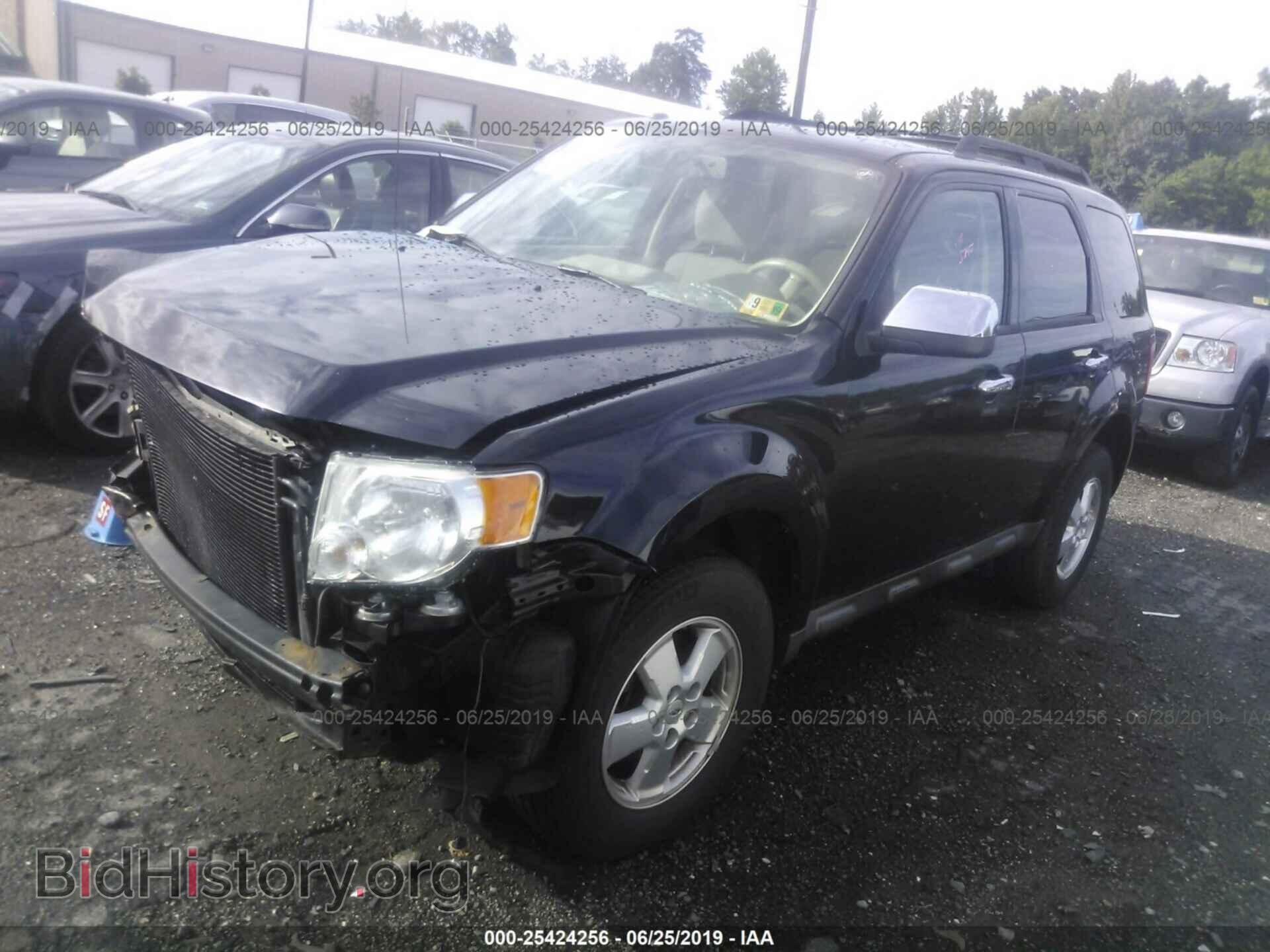2011 FORD ESCAPE - VIN: 1FMCU9D74BKA53302 - Фото 2