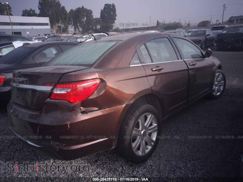 2012 Chrysler 200 (VIN 1C3CCBBG1CN306226) — фото 4 из 10