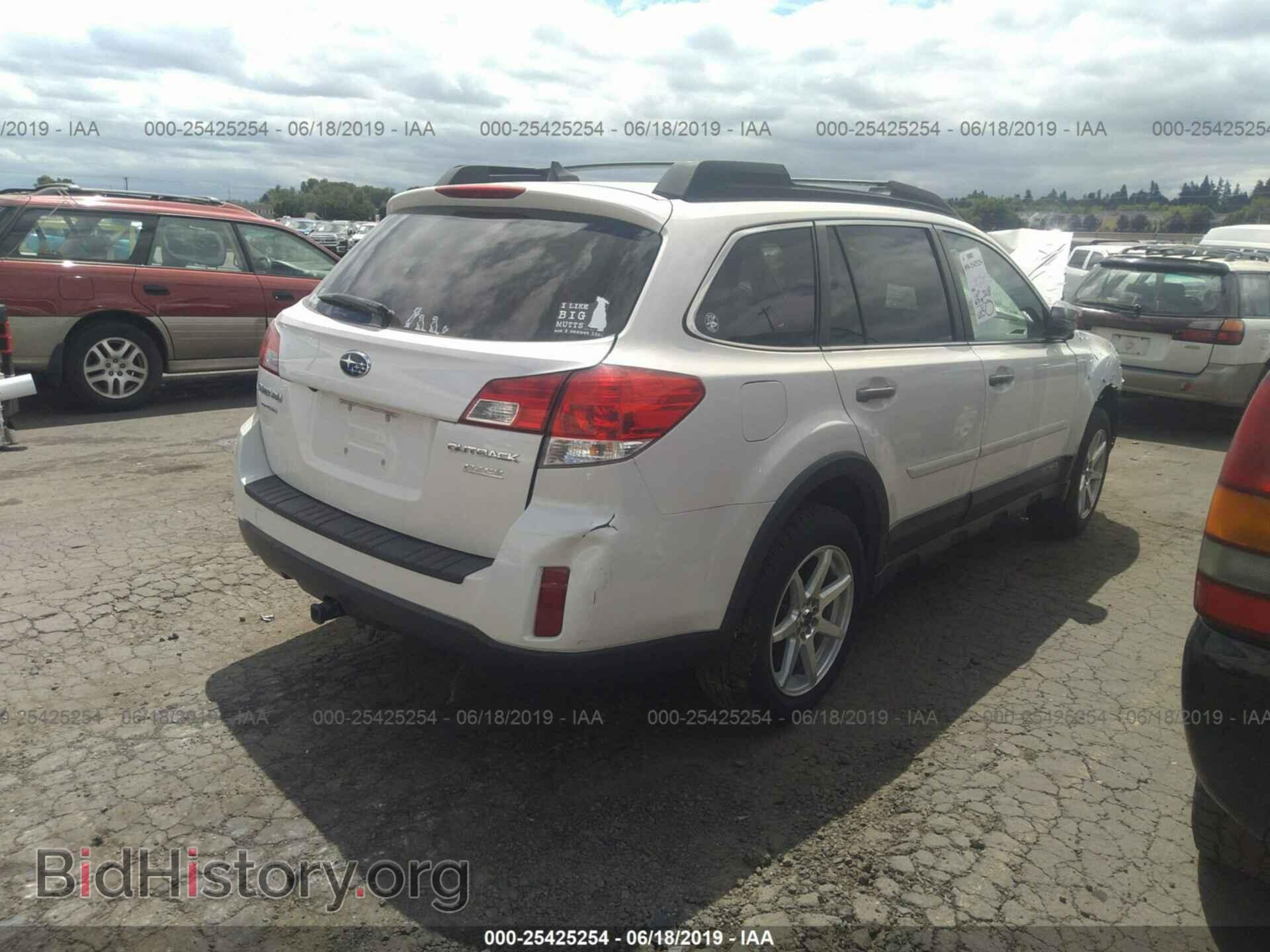 2014 SUBARU OUTBACK - VIN: 4S4BRBPC5E3313864 - Photo 4