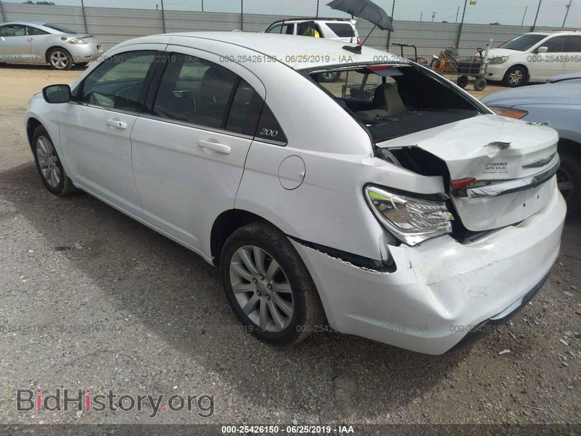 2012 CHRYSLER 200 - VIN: 1C3CCBBB1CN163718 - Фото 3