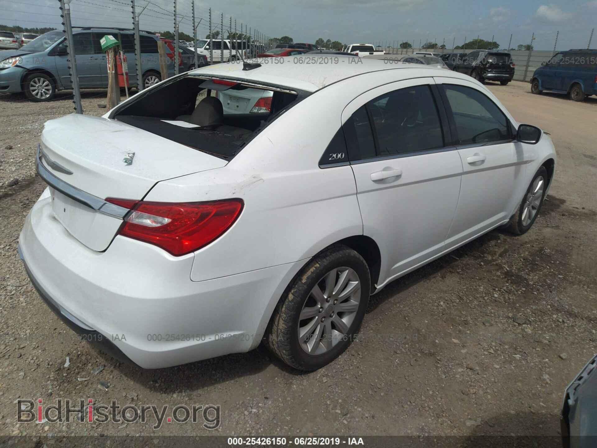 2012 CHRYSLER 200 - VIN: 1C3CCBBB1CN163718 - Фото 4