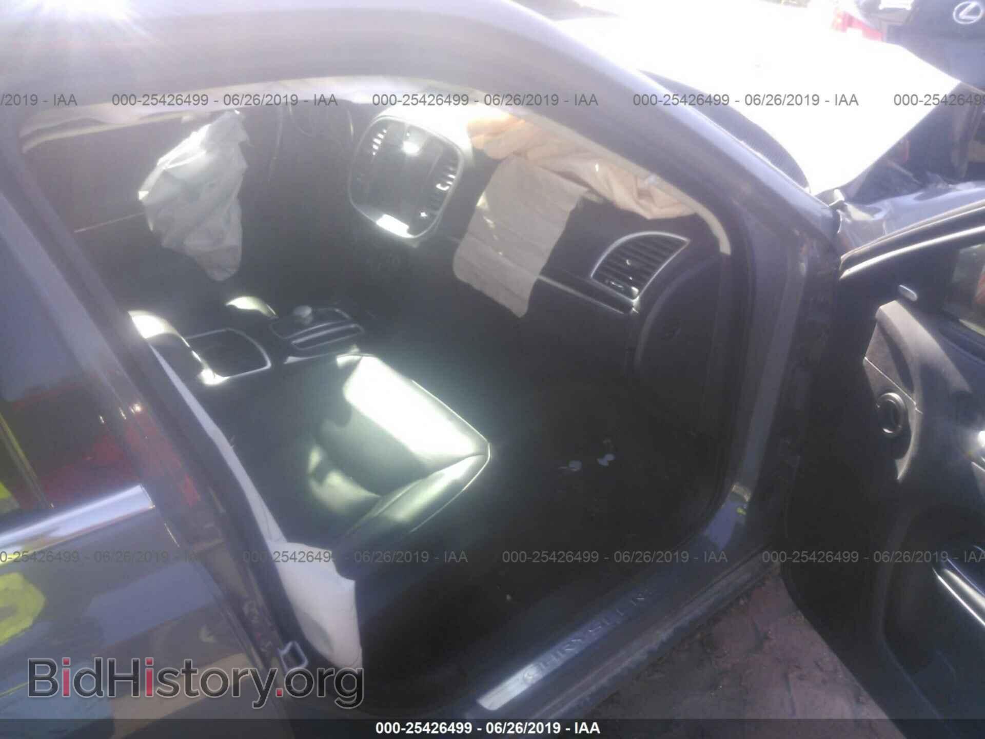 2017 CHRYSLER 300C - VIN: 2C3CCAET2HH647265 - Фото 5