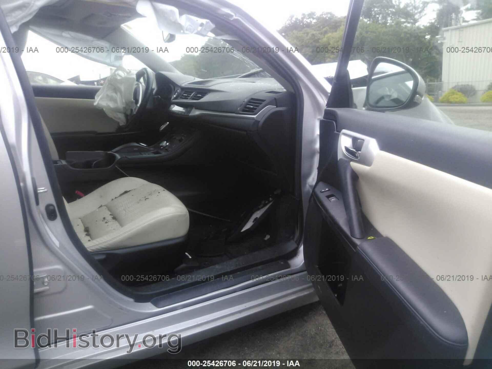 2011 LEXUS CT - VIN: JTHKD5BH1B2010829 - Фото 5