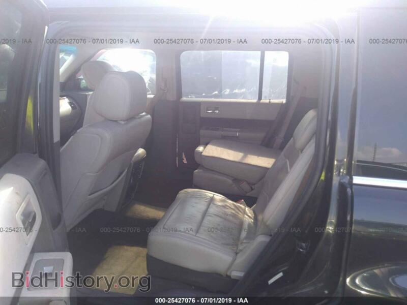 2011 Ford FLEX (VIN 2FMGK5CC8BBD28579) — фото 8 из 10
