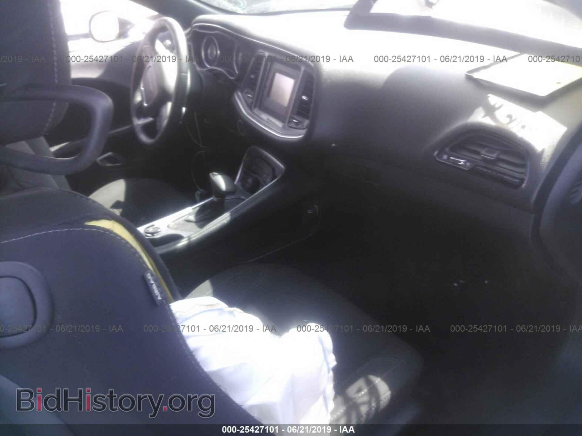 2015 DODGE CHALLENGER - VIN: 2C3CDZAT7FH855897 - Фото 5