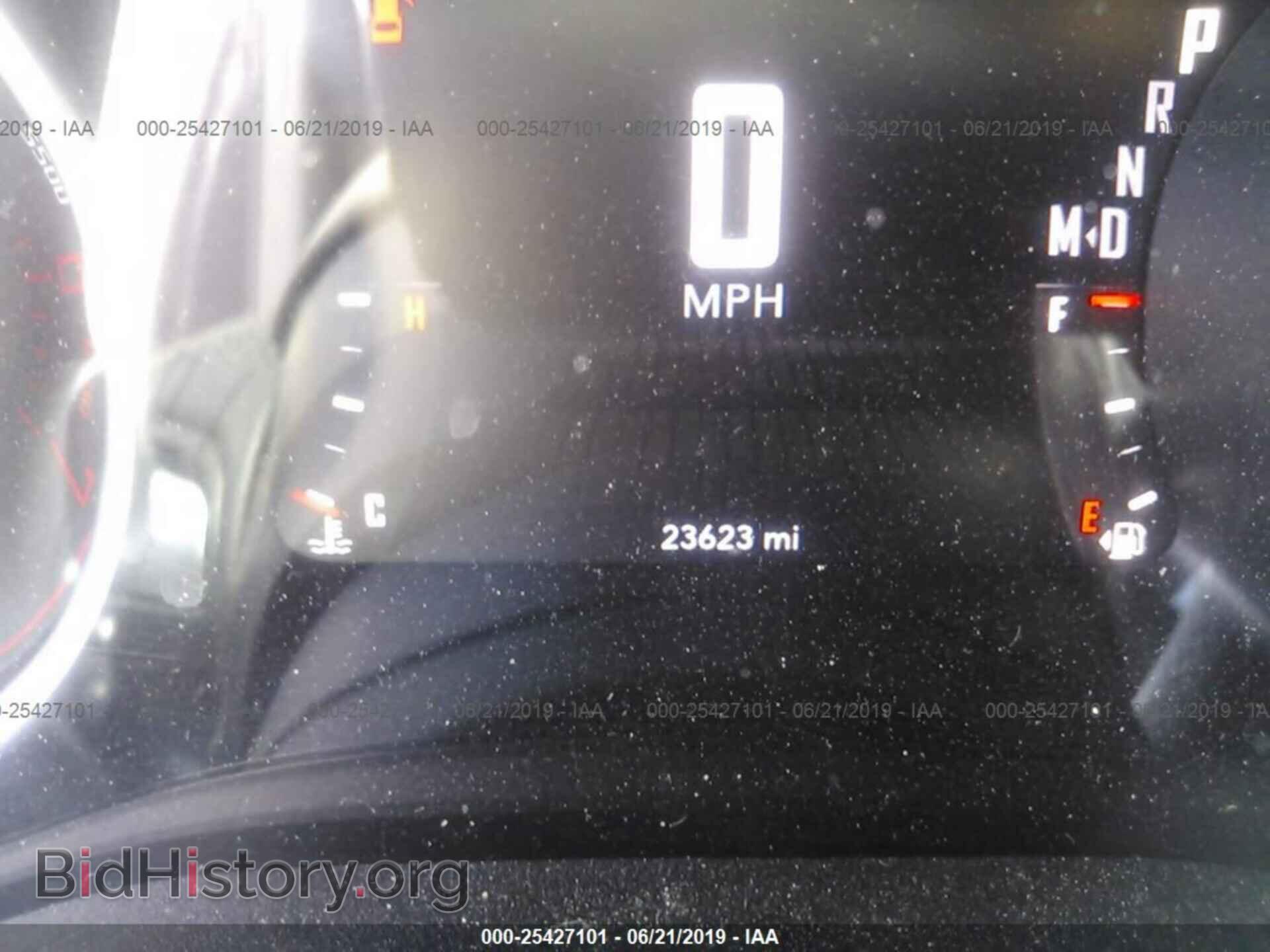 2015 DODGE CHALLENGER - VIN: 2C3CDZAT7FH855897 - Фото 7