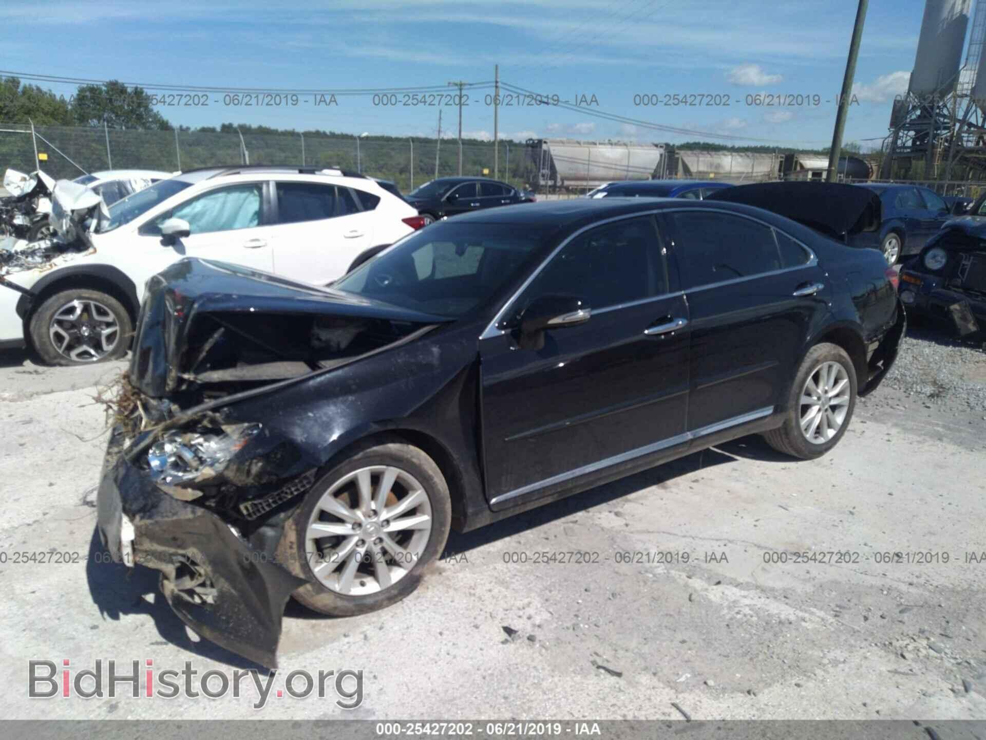 2012 LEXUS ES - VIN: JTHBK1EG0C2473922 - Photo 2