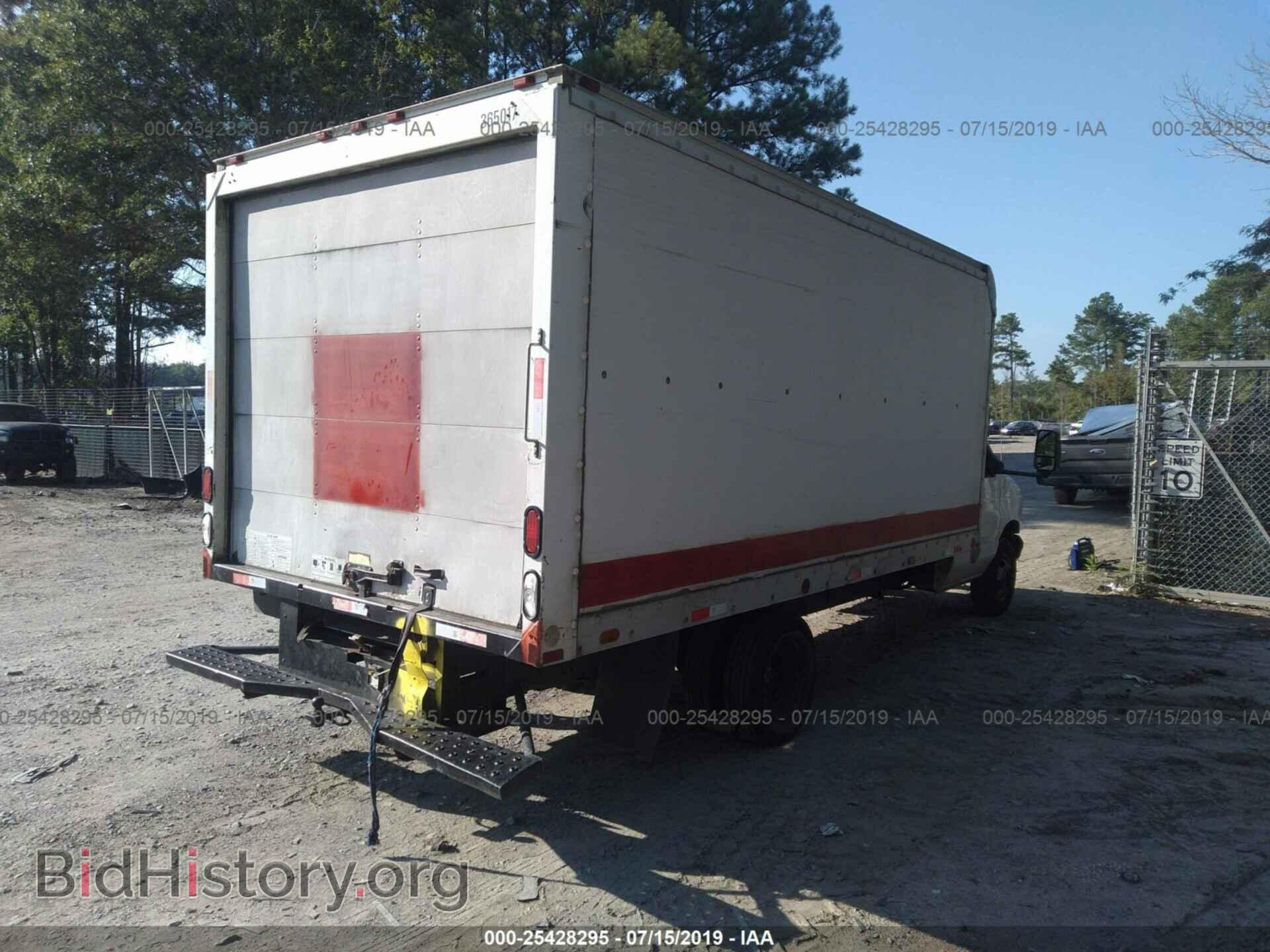 2000 FORD ECONOLINE - VIN: 1FDWE35L8YHA64408 - Фото 4