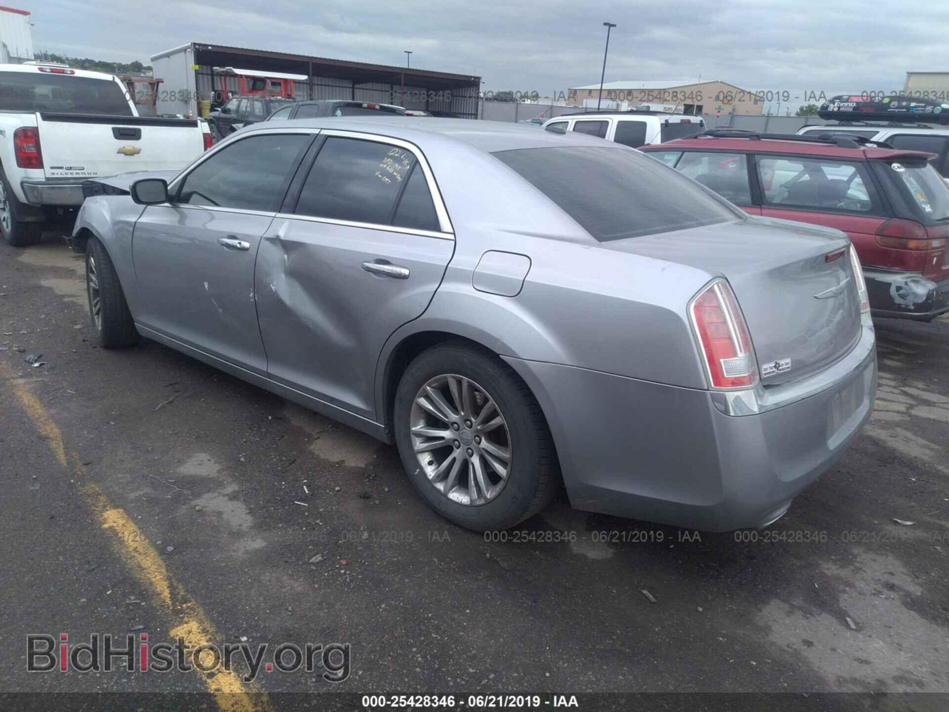 2013 CHRYSLER 300C - VIN: 2C3CCAET3DH661797 - Фото 3