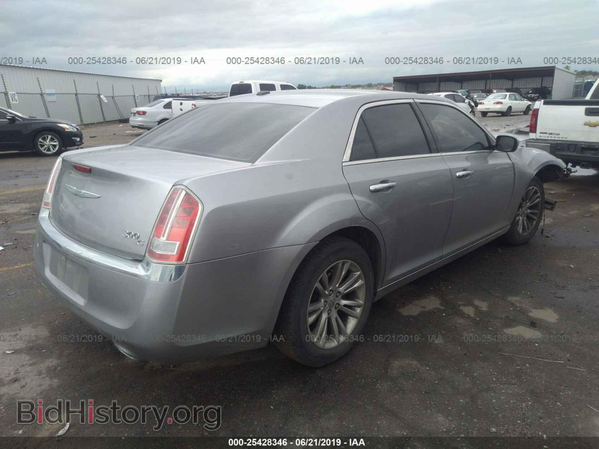 2013 CHRYSLER 300C - VIN: 2C3CCAET3DH661797 - Фото 4