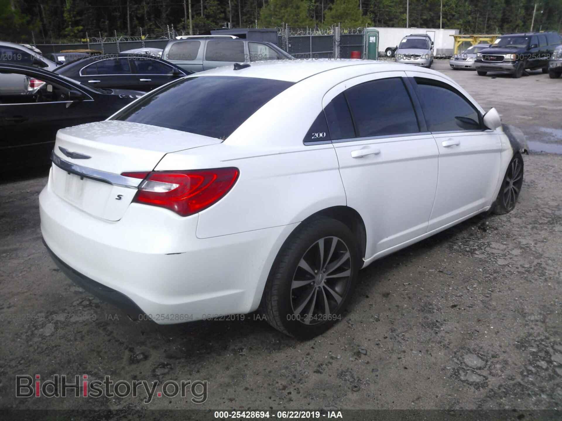 2013 CHRYSLER 200 - VIN: 1C3CCBBG7DN737722 - Photo 4