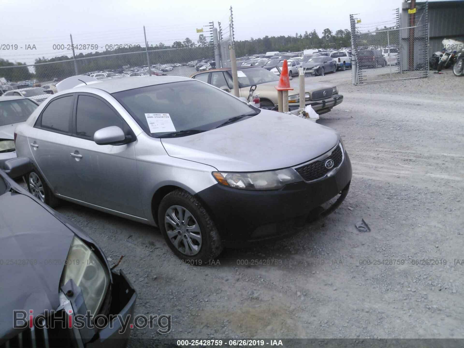 Фотография KNAFT4A29C5491715 - KIA FORTE 2012