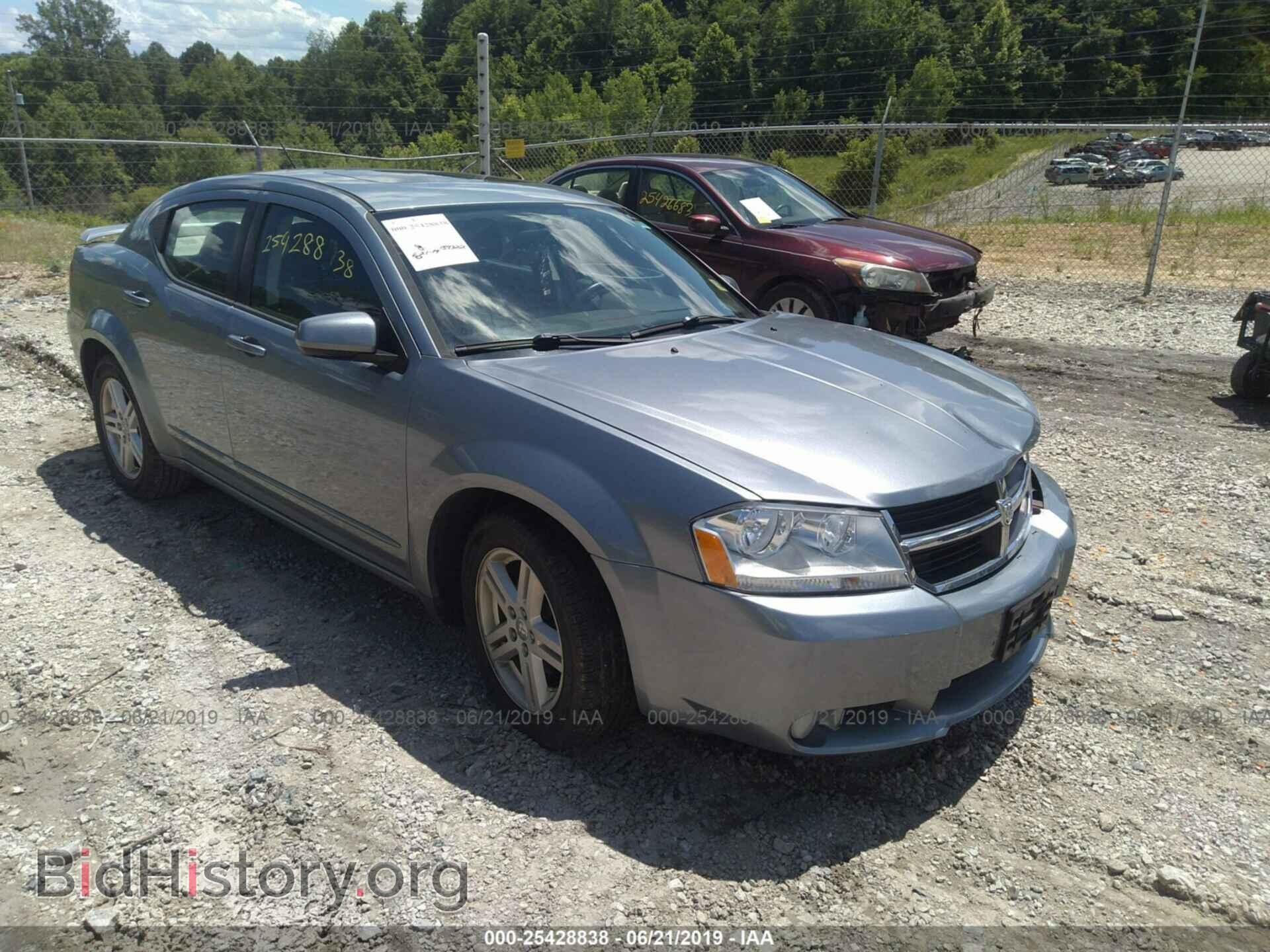 Фотография 1B3CC5FB3AN228106 - DODGE AVENGER 2010