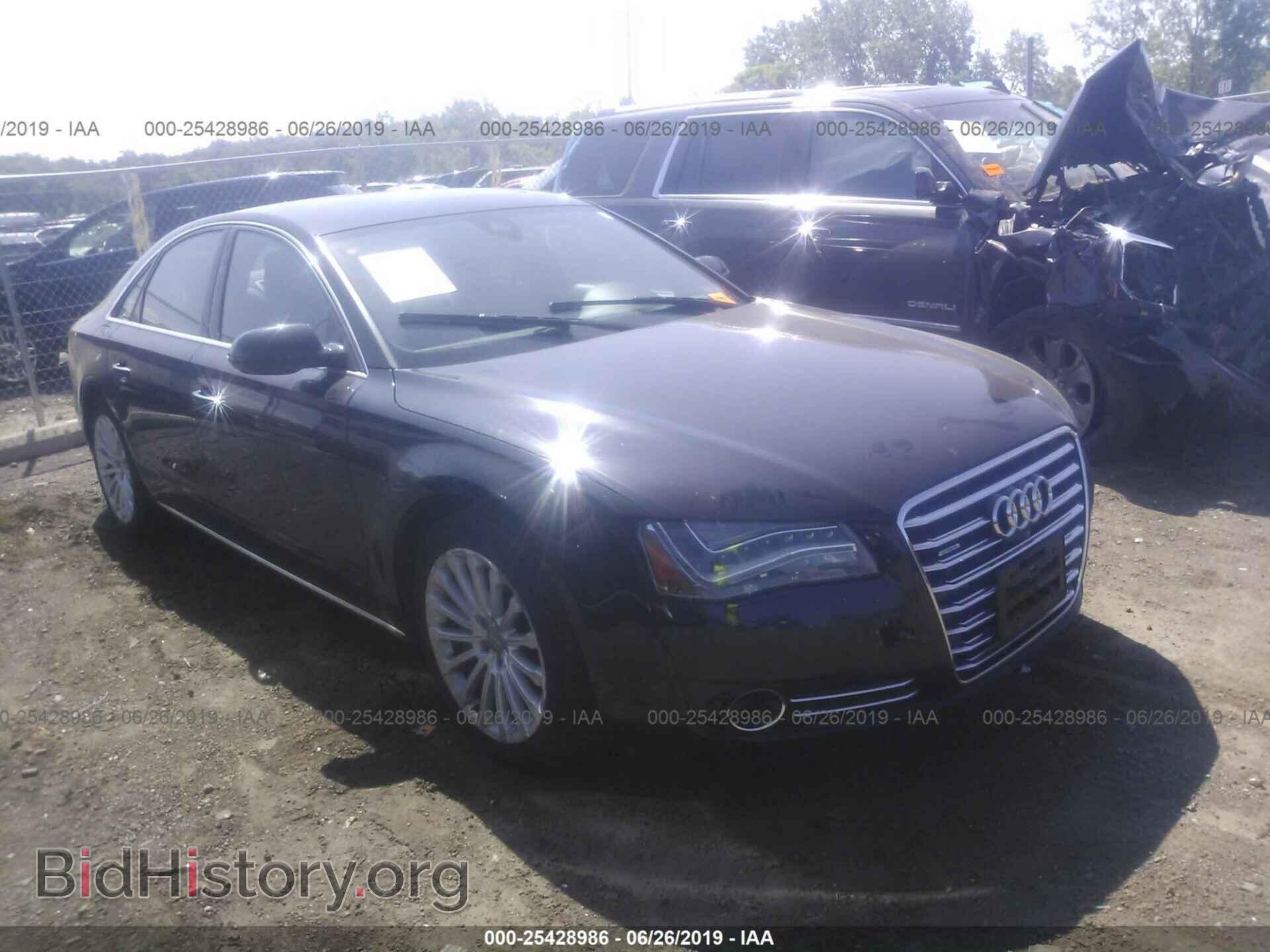 Photo WAUA2AFD4EN013517 - AUDI A8 2014