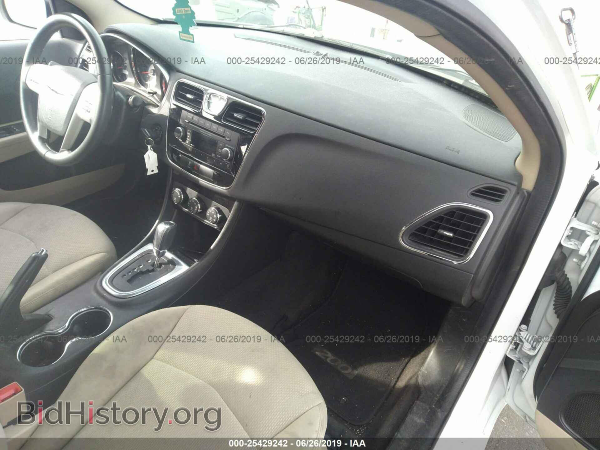 2013 CHRYSLER 200 - VIN: 1C3CCBBB2DN745683 - Фото 5