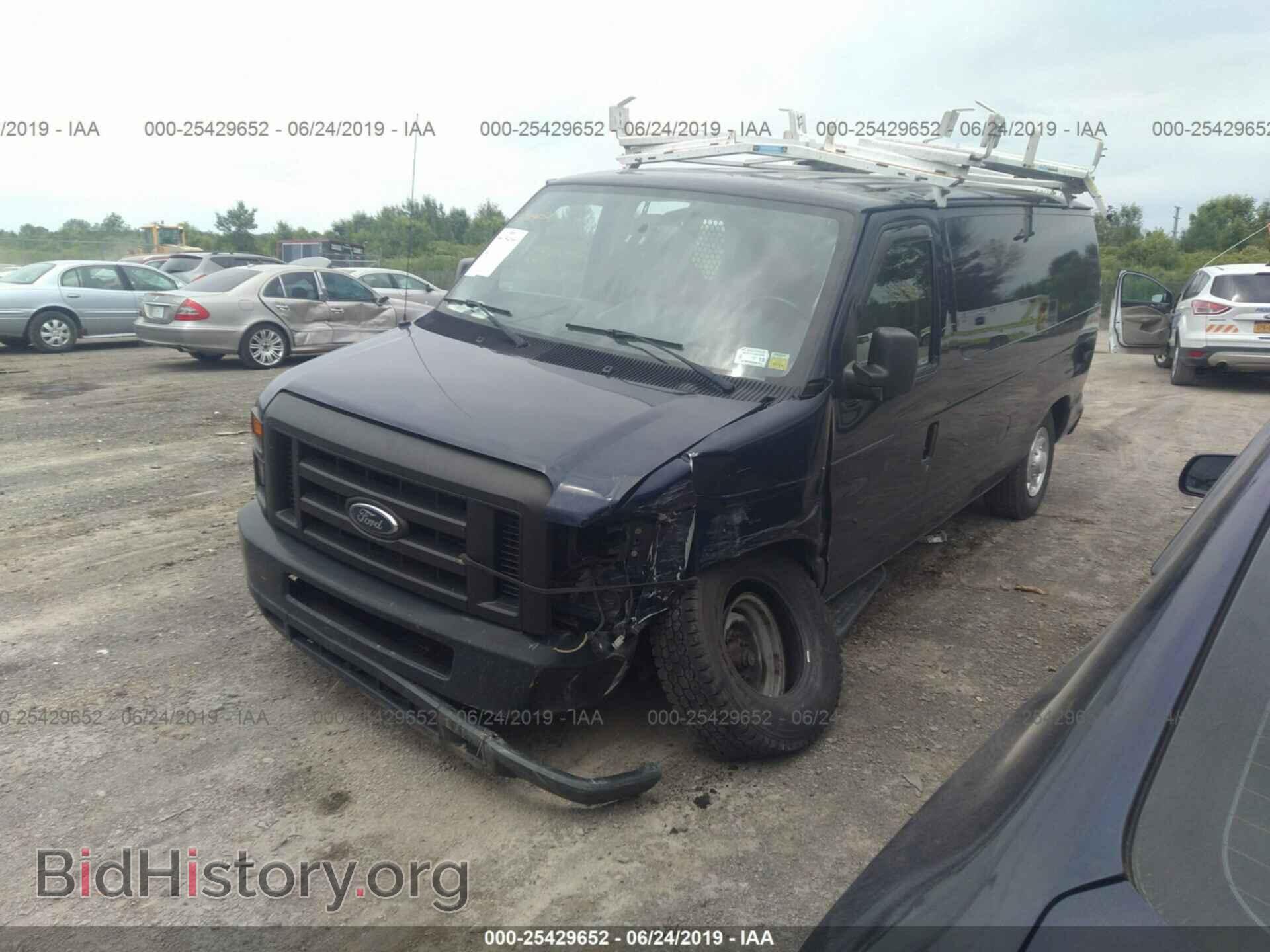 2011 FORD ECONOLINE - VIN: 1FTNE1EW2BDA58665 - Photo 2