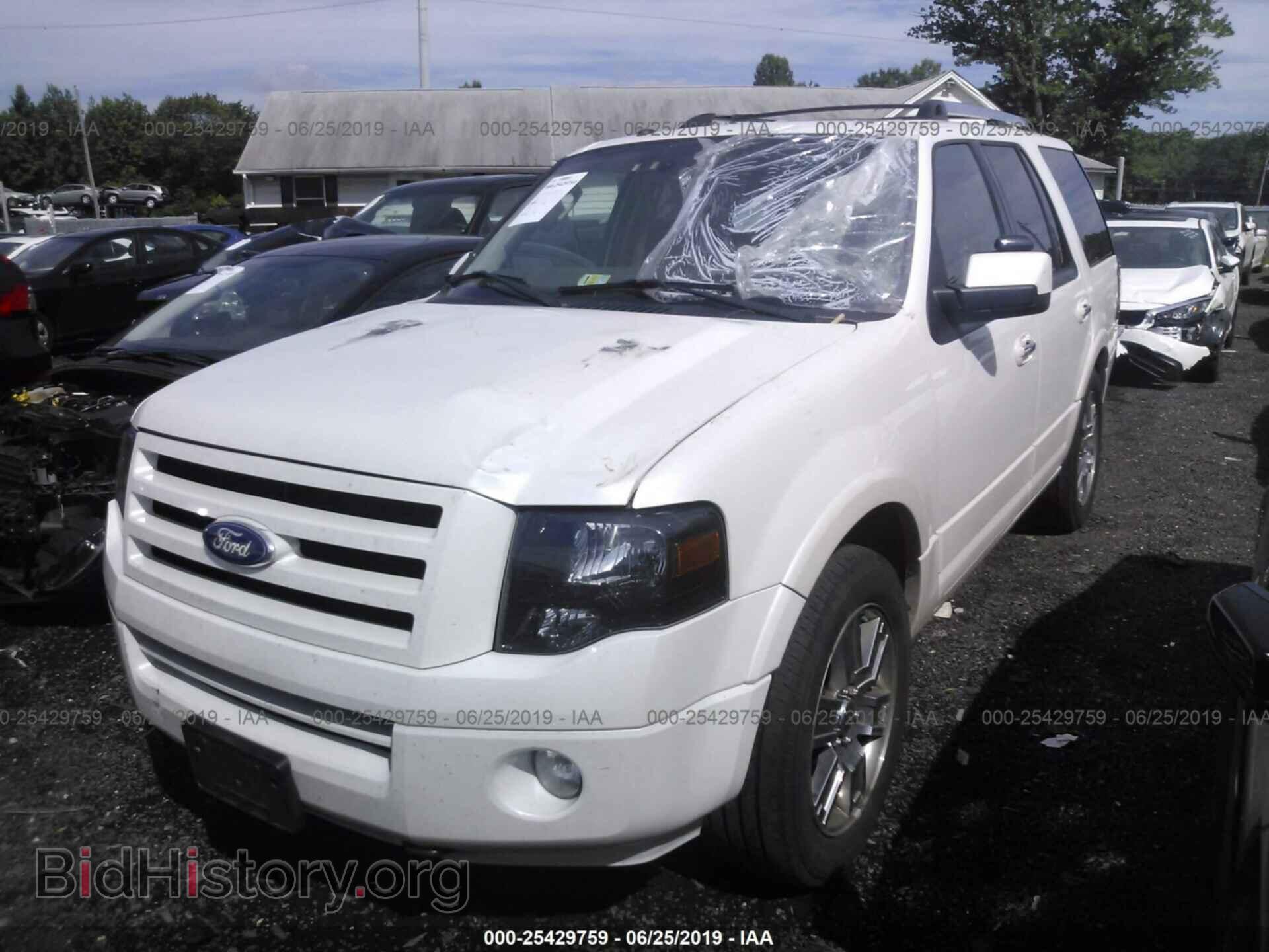 2010 FORD EXPEDITION - VIN: 1FMJU2A52AEB57415 - Фото 2