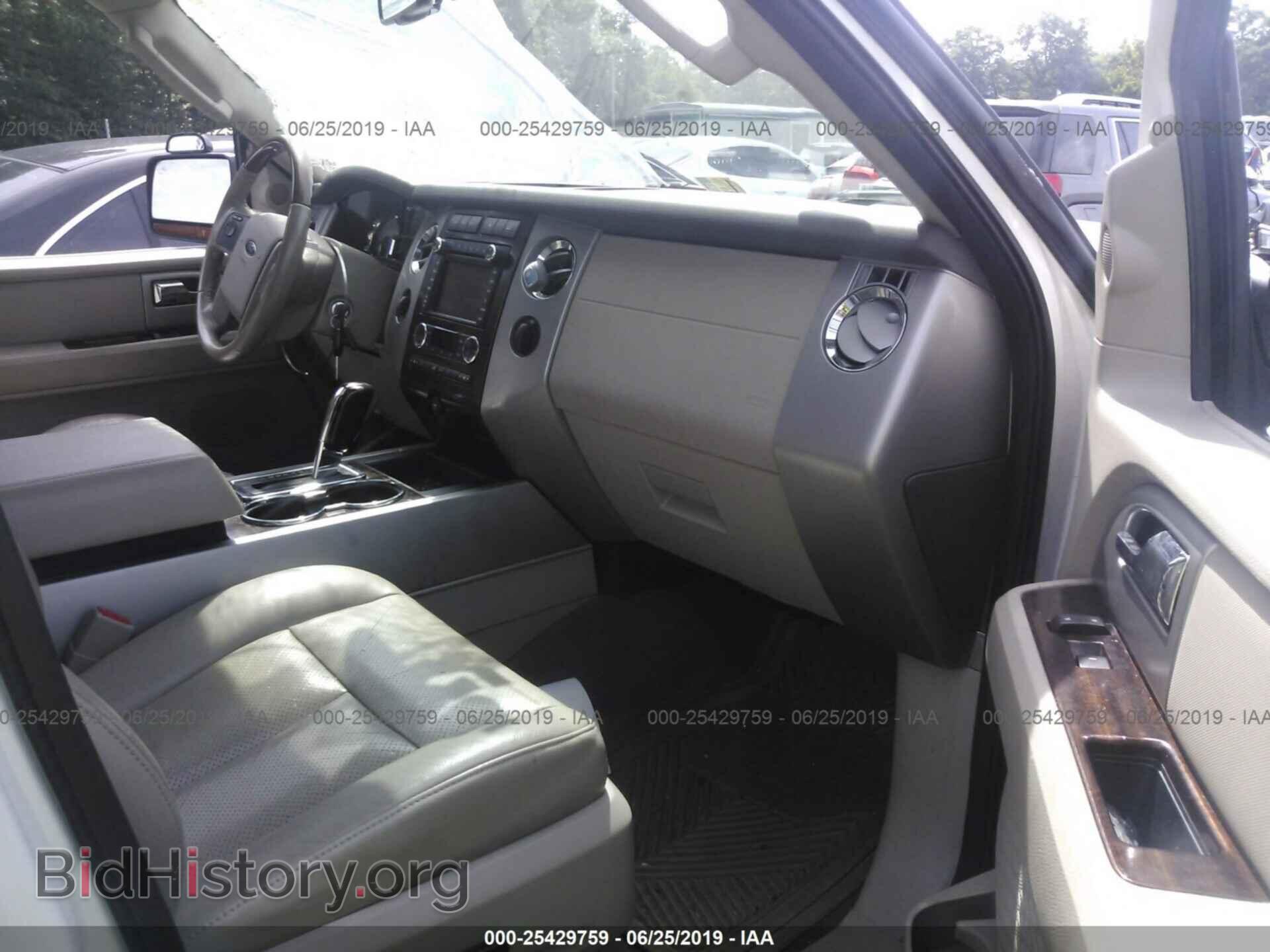 2010 FORD EXPEDITION - VIN: 1FMJU2A52AEB57415 - Фото 5