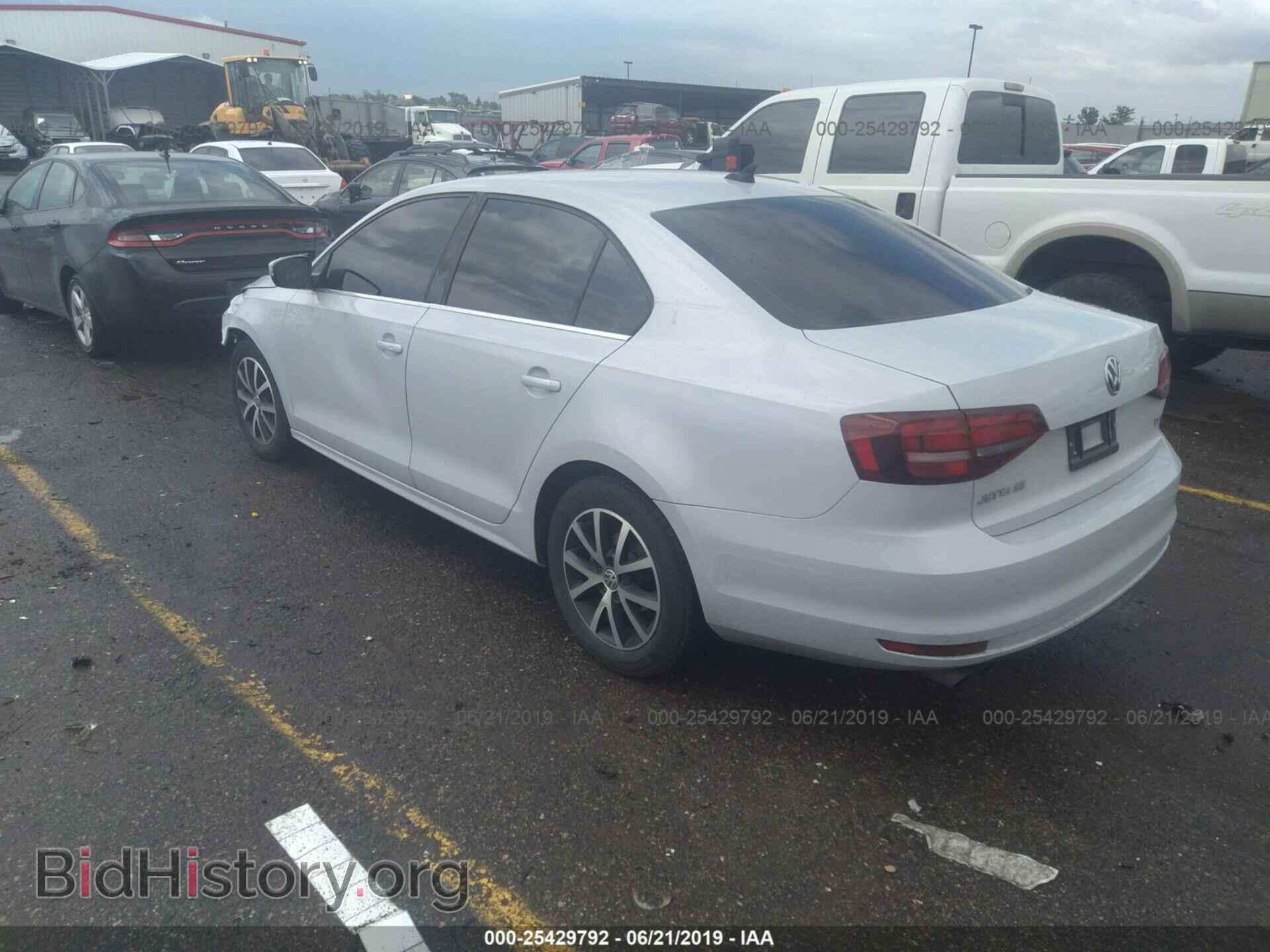 2017 VOLKSWAGEN JETTA - VIN: 3VWDB7AJ3HM231699 - Photo 3