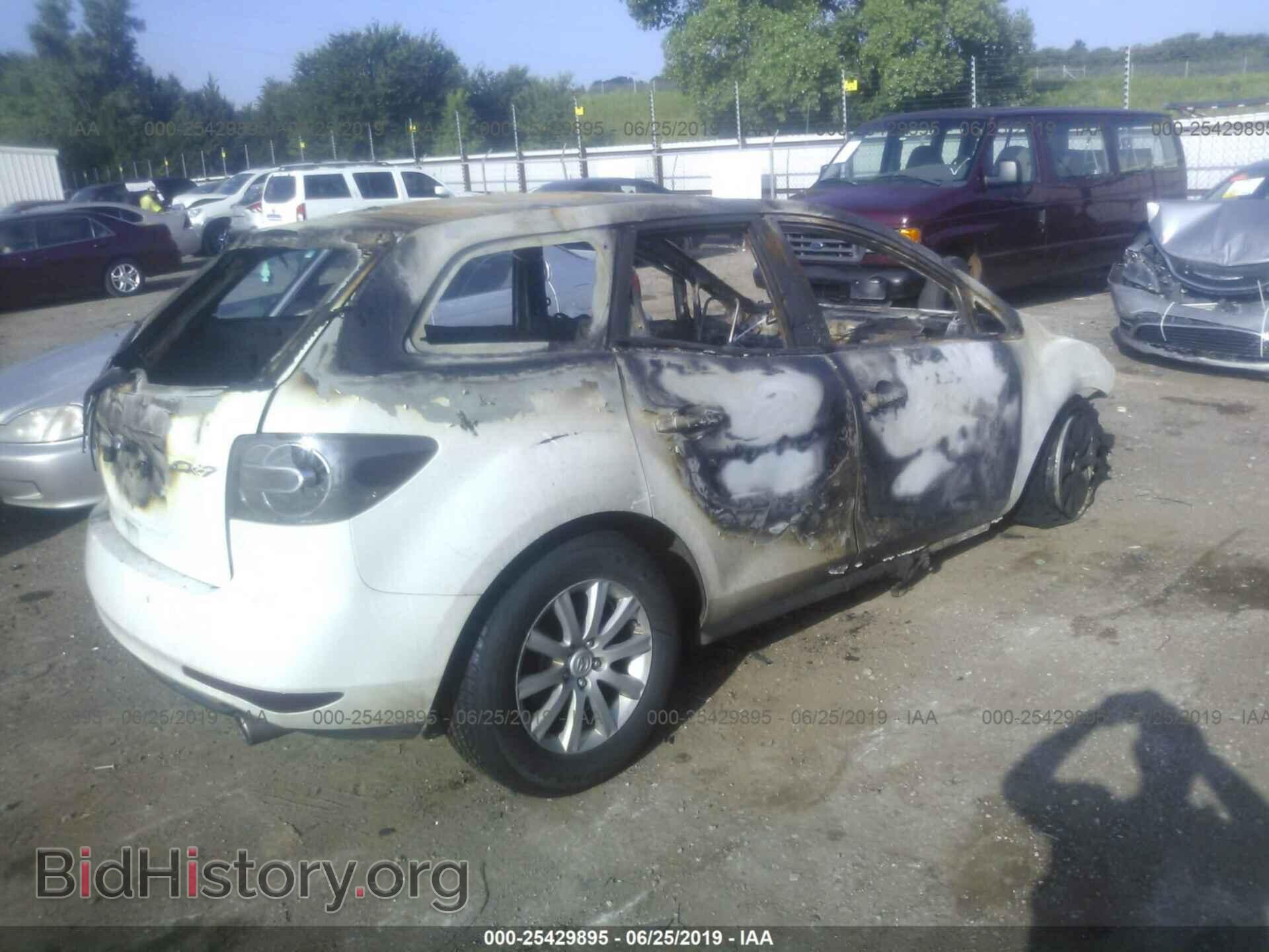 2011 MAZDA CX-7 - VIN: JM3ER2B58B0375855 - Фото 4