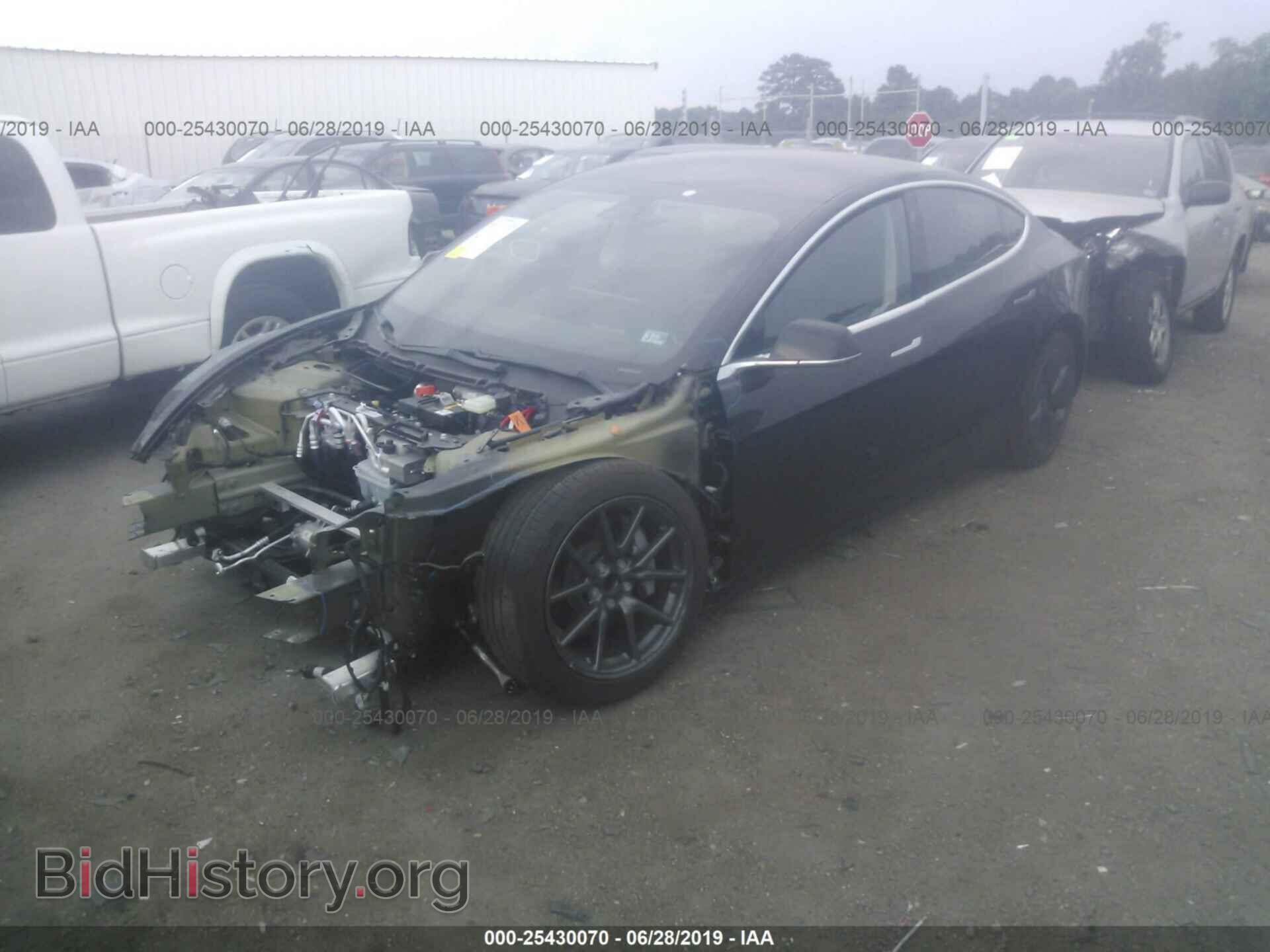 2019 TESLA MODEL 3 - VIN: 5YJ3E1EA1KF324617 - Photo 2