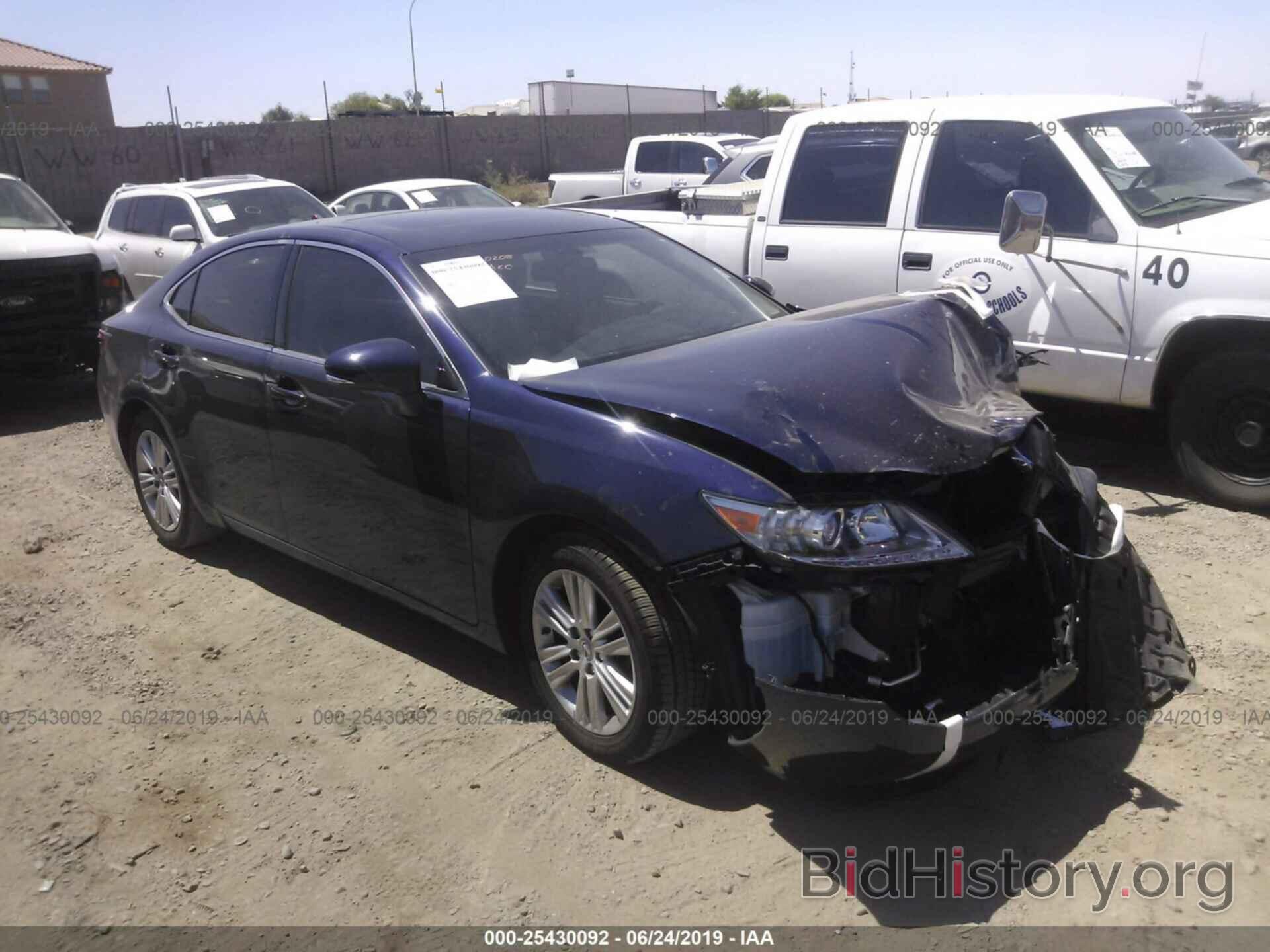 Photo JTHBK1GGXD2046861 - LEXUS ES 2013