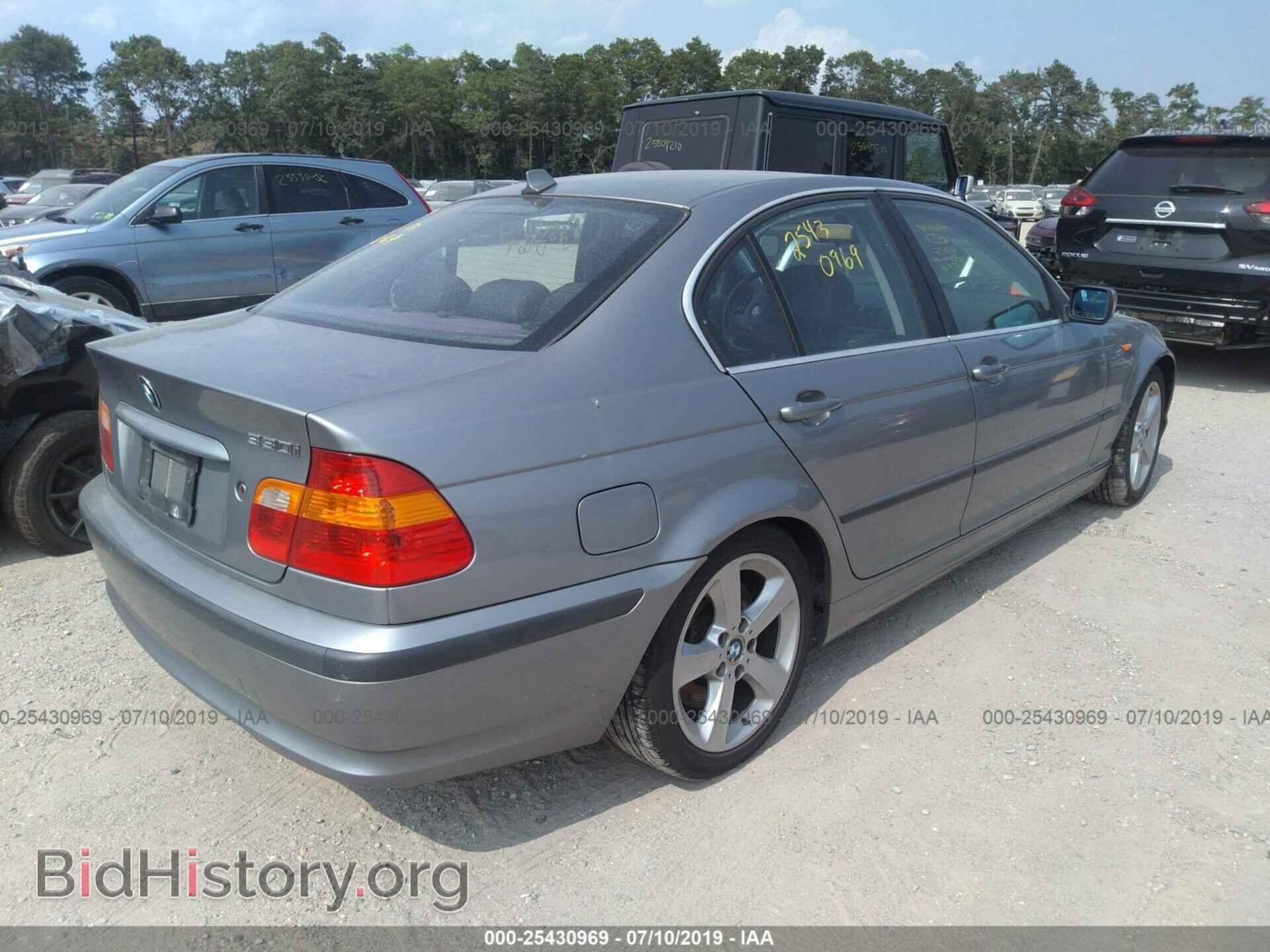2005 BMW 330 - VIN: WBAEV53435KM42086 - Фото 4