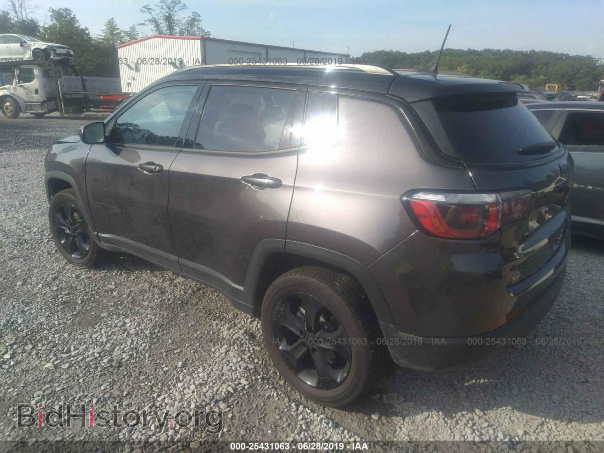 2019 JEEP COMPASS - VIN: 3C4NJDBB5KT598990 - Фото 3