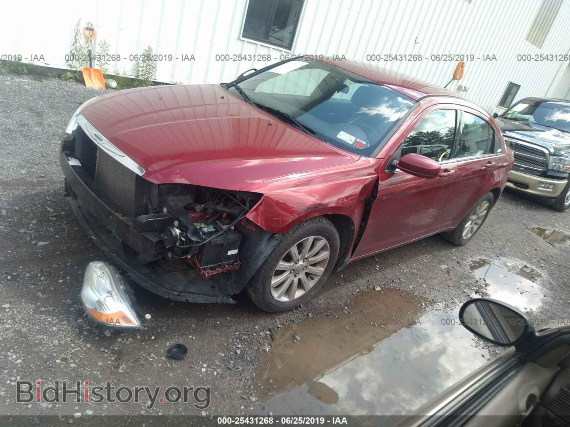 2013 CHRYSLER 200 - VIN: 1C3CCBBB3DN545735 - Photo 2