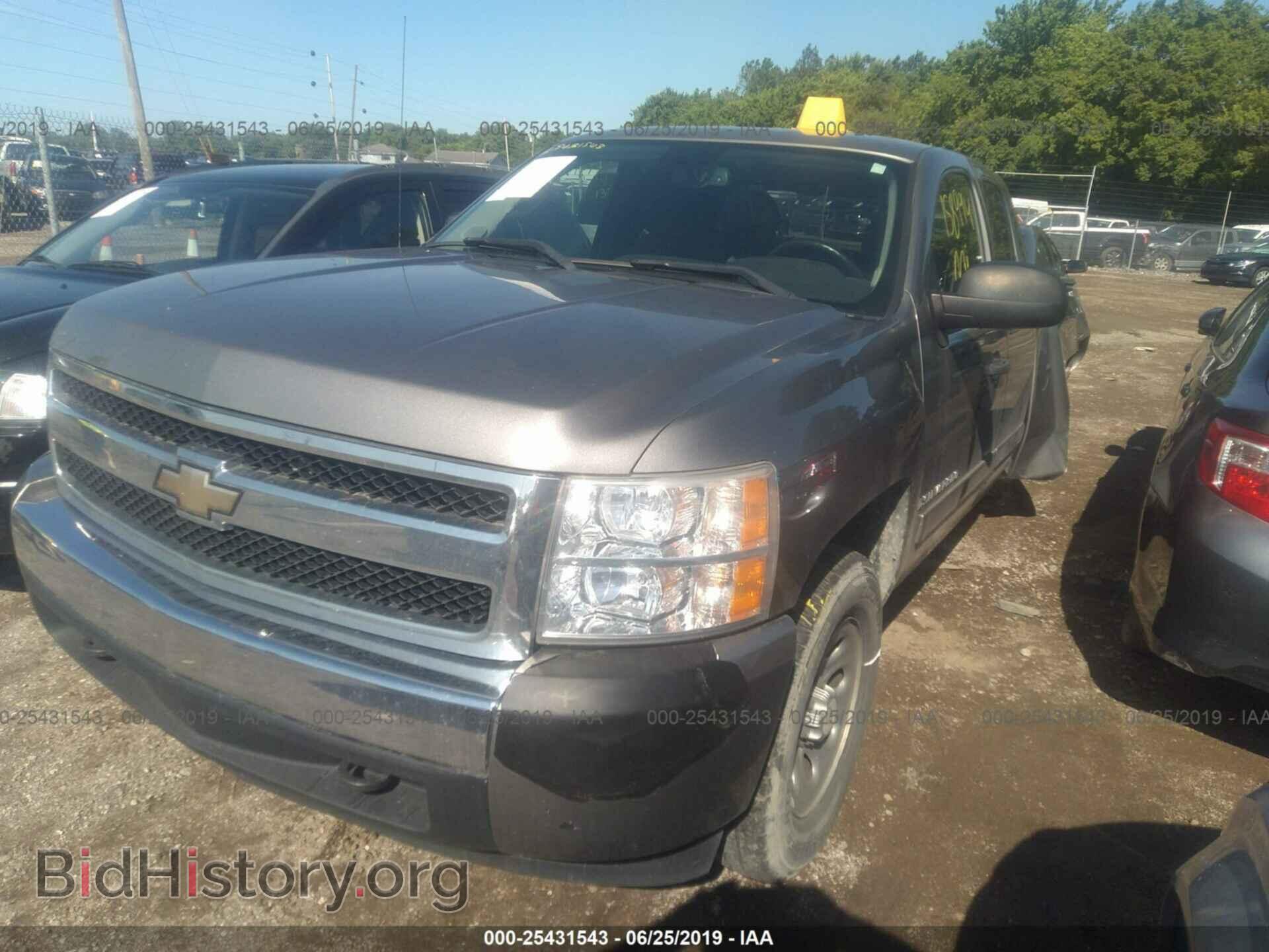 2008 CHEVROLET SILVERADO - VIN: 1GCEC19C78Z145740 - Фото 2