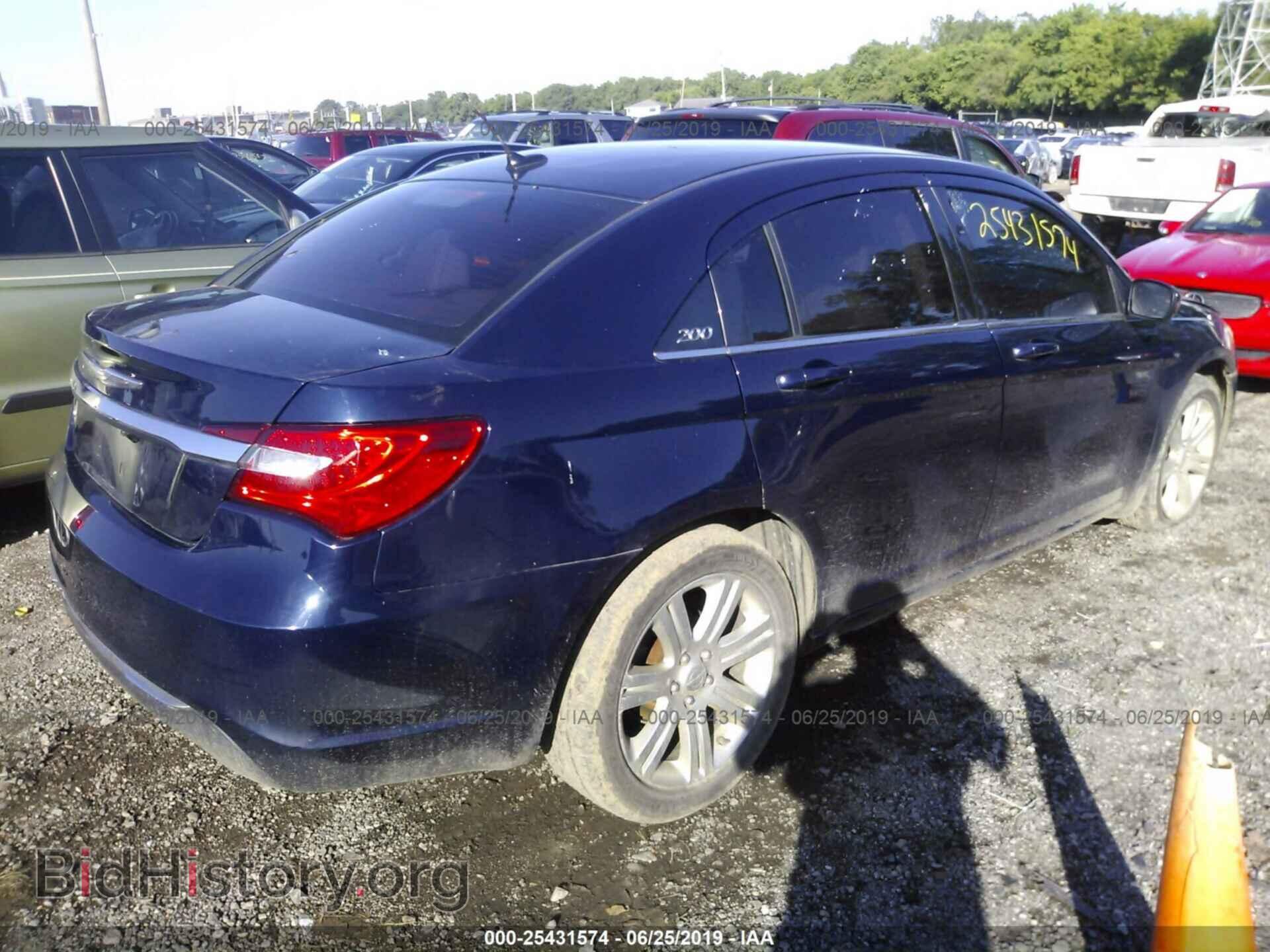 2013 CHRYSLER 200 - VIN: 1C3CCBBB4DN765532 - Фото 4
