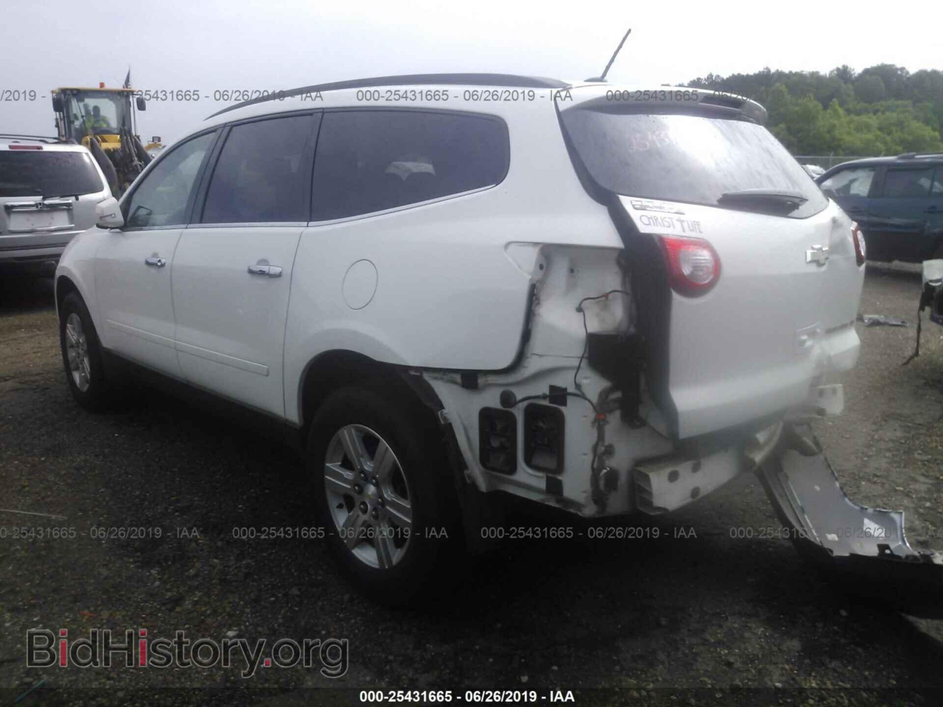 2010 CHEVROLET TRAVERSE - VIN: 1GNLRFED5AJ227365 - Фото 3