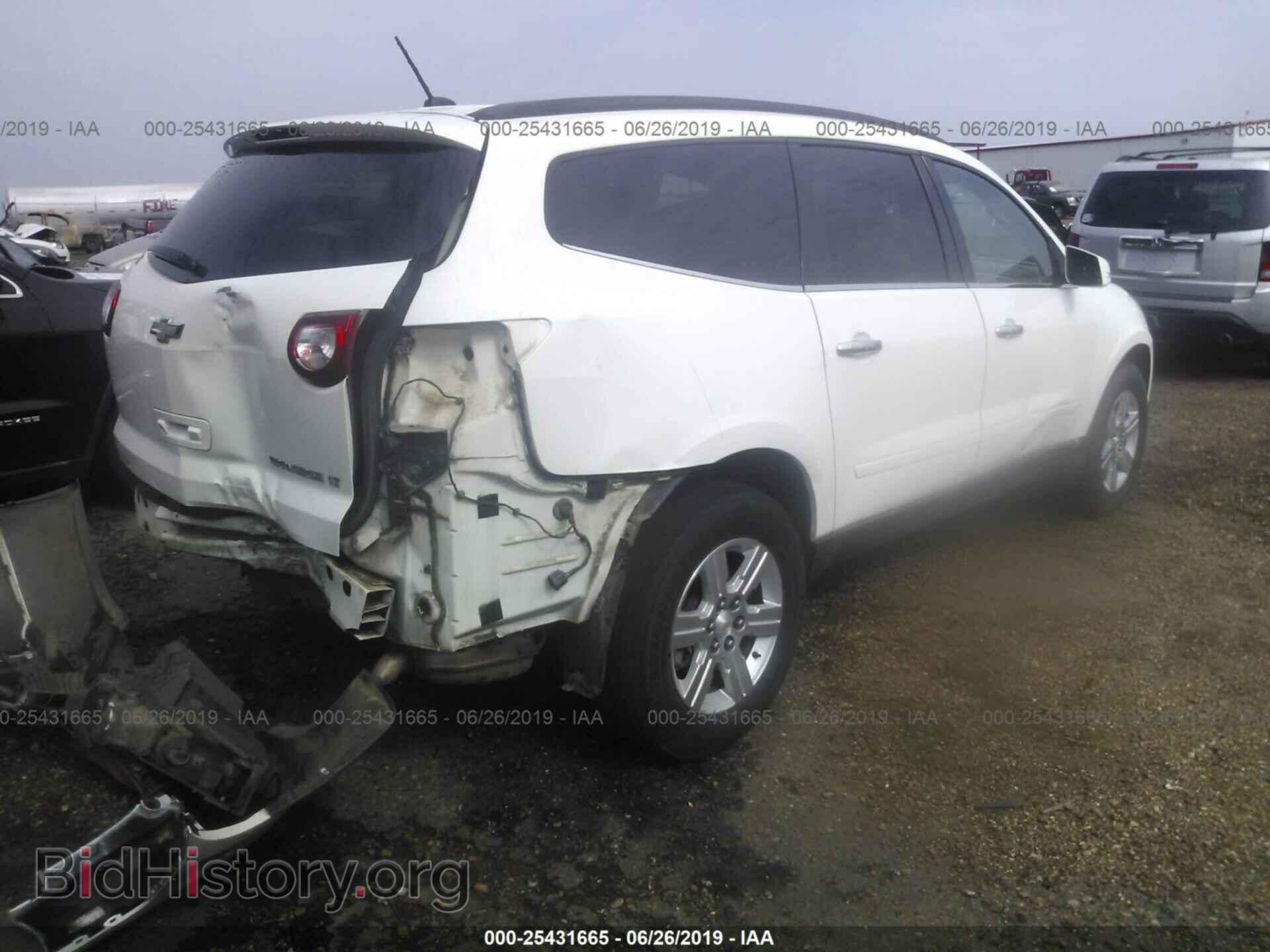 2010 CHEVROLET TRAVERSE - VIN: 1GNLRFED5AJ227365 - Фото 4