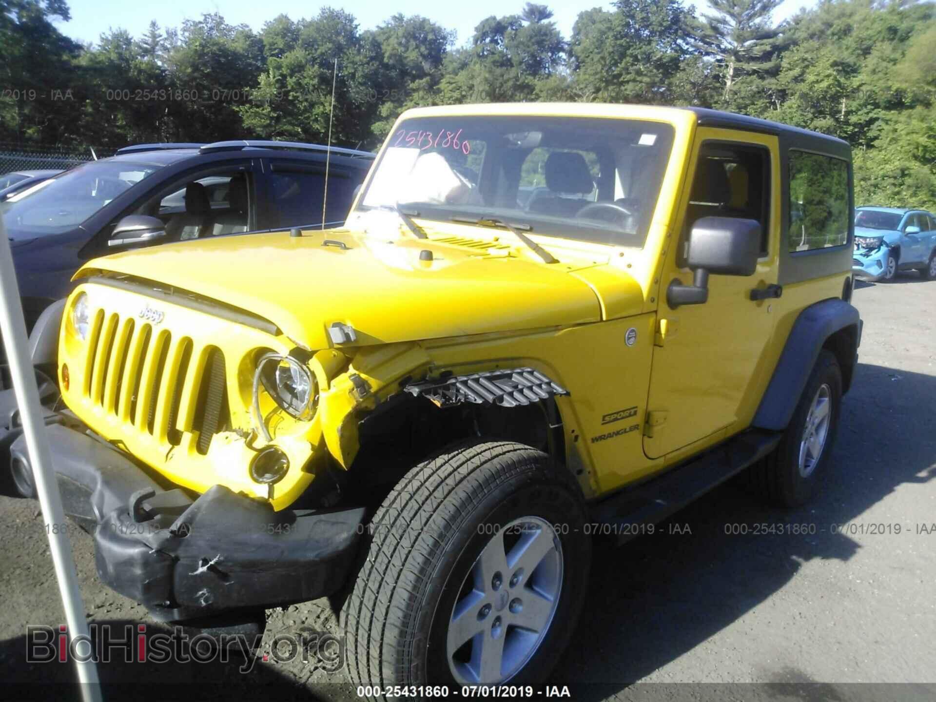 2011 JEEP WRANGLER - VIN: 1J4AA2D14BL548708 - Фото 2