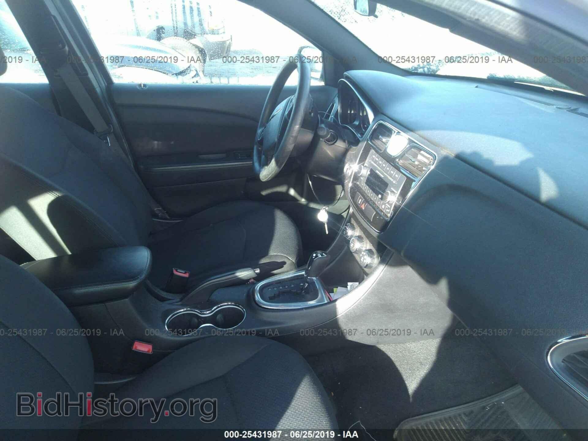 2014 CHRYSLER 200 - VIN: 1C3CCBABXEN208627 - Фото 5