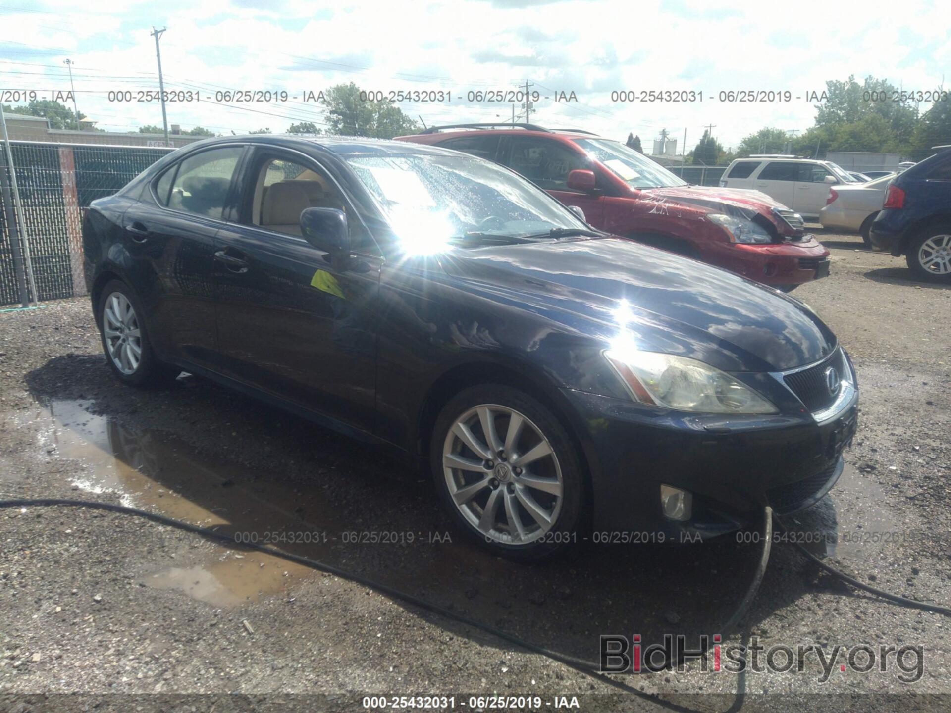 Photo JTHBE262585020269 - LEXUS IS 2008