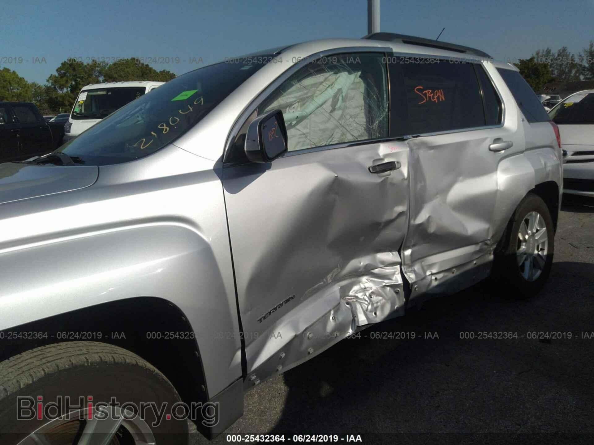 2011 GMC TERRAIN - VIN: 2CTALSECXB6218049 - Photo 6
