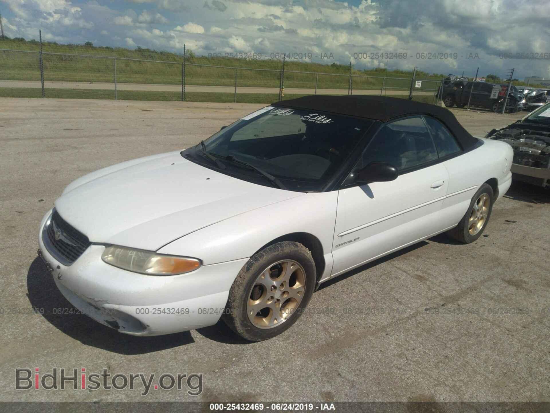 1999 CHRYSLER SEBRING - VIN: 3C3EL55H2XT556434 - Фото 2