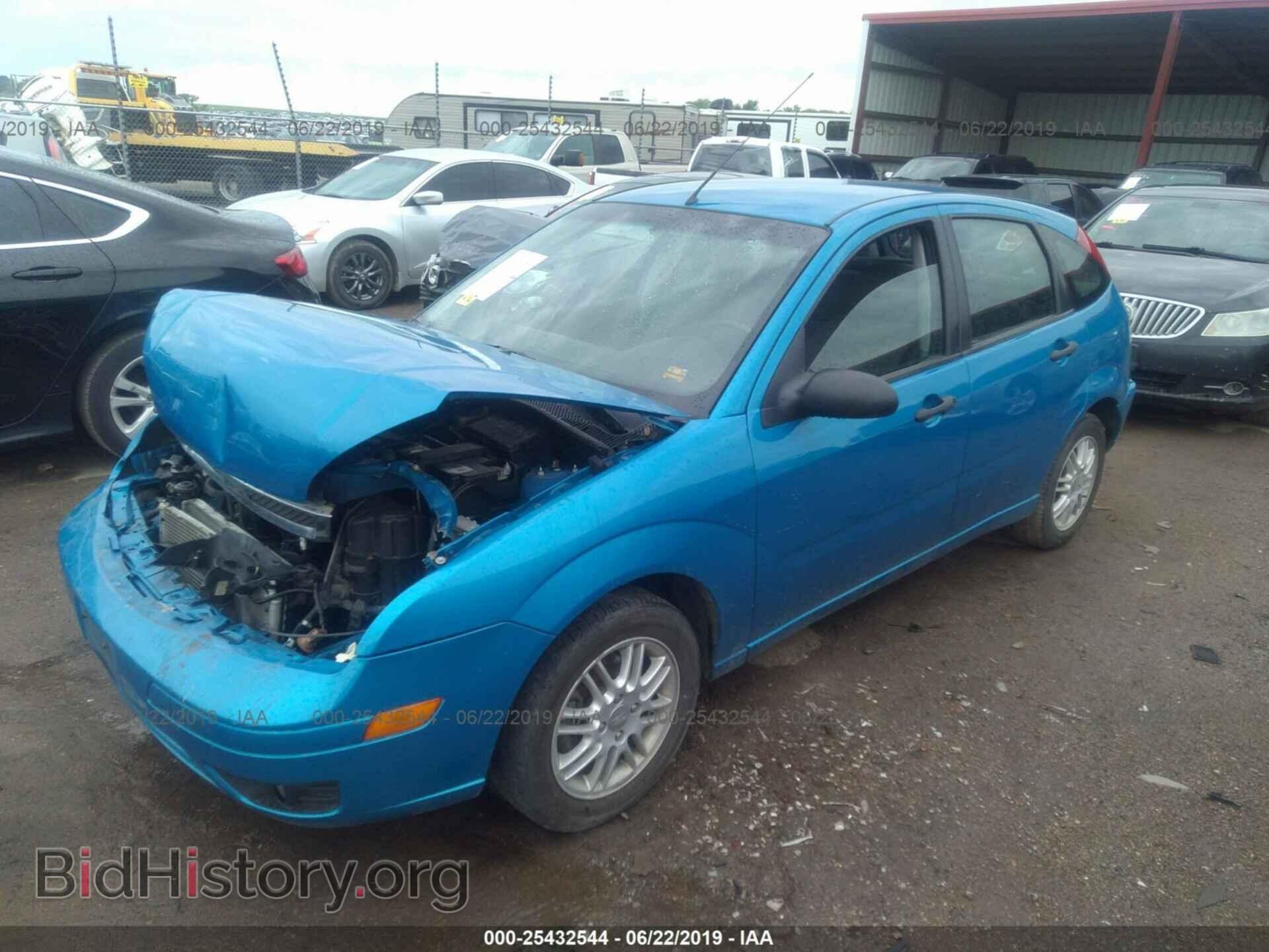 2007 FORD FOCUS - VIN: 1FAFP37N67W112792 - Фото 2