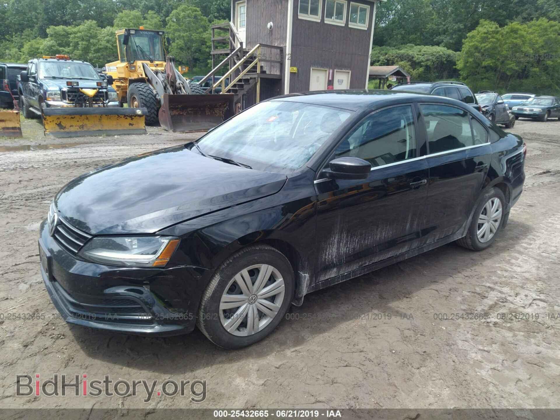 2017 VOLKSWAGEN JETTA - VIN: 3VW2B7AJ4HM271149 - Фото 2