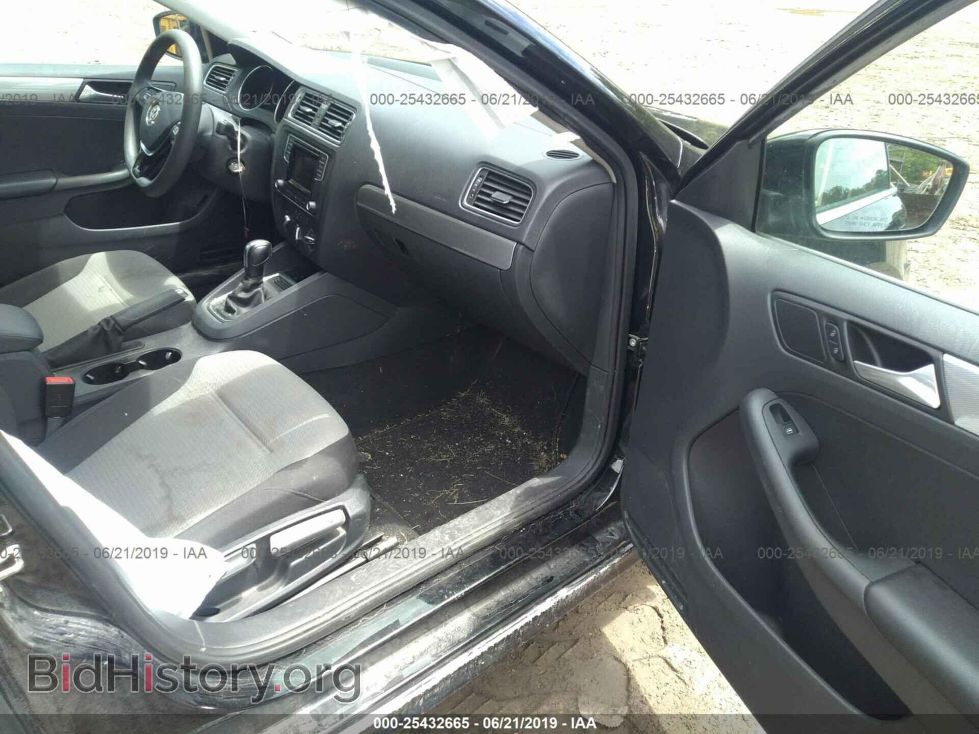 2017 VOLKSWAGEN JETTA - VIN: 3VW2B7AJ4HM271149 - Фото 5