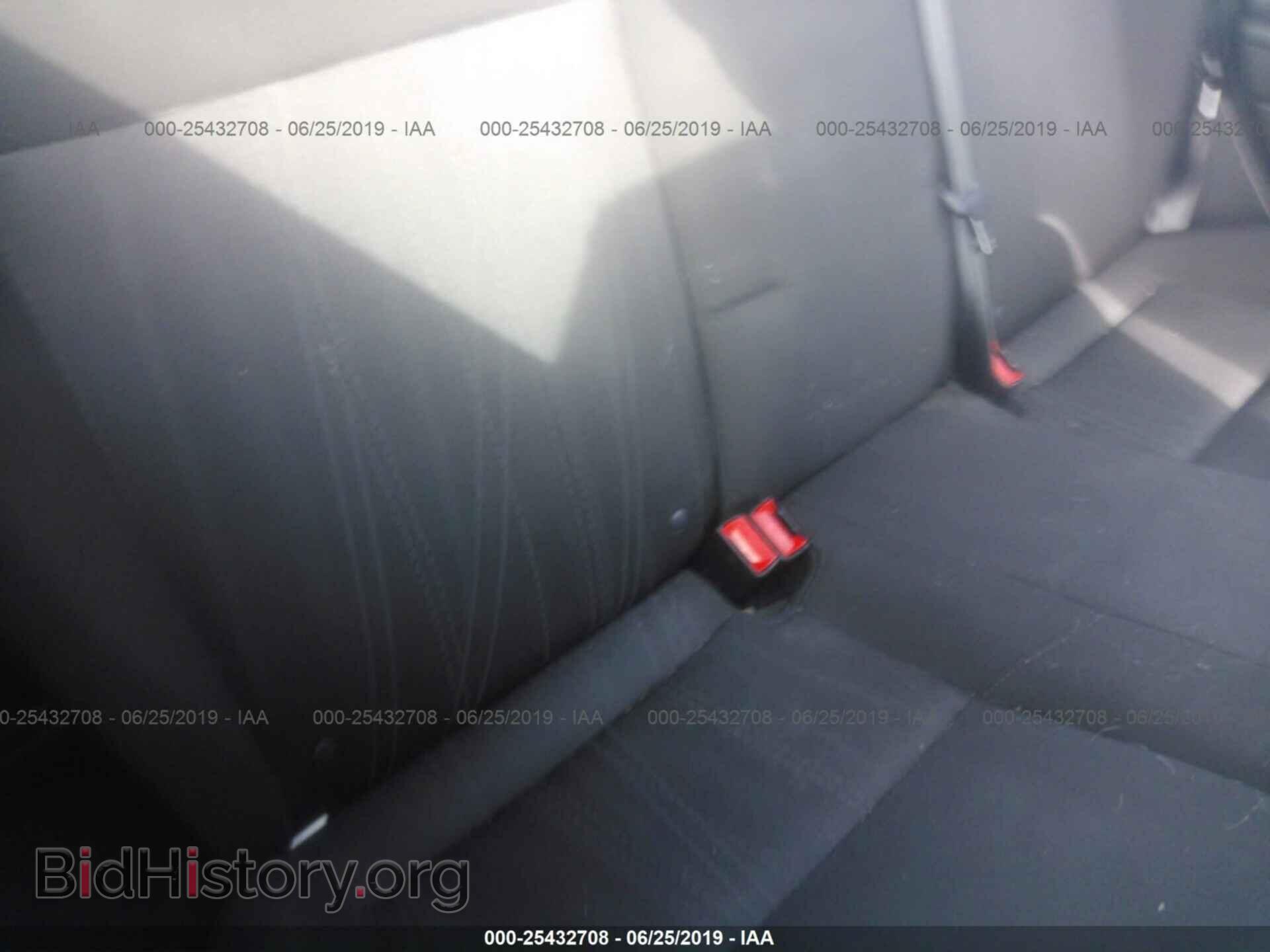 2015 FORD FOCUS - VIN: 1FADP3F22FL355403 - Photo 8