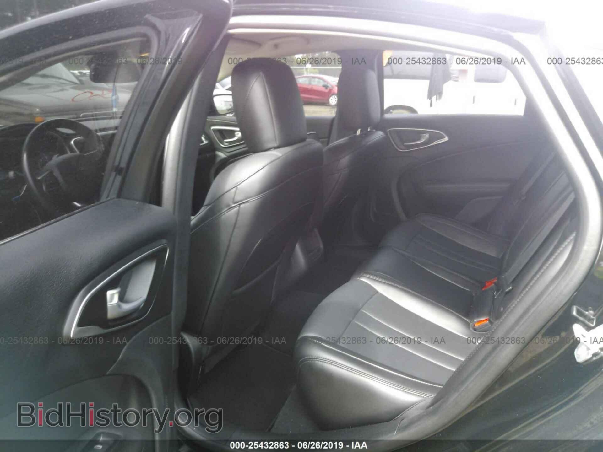 2016 CHRYSLER 200 - VIN: 1C3CCCAB0GN182337 - Фото 8