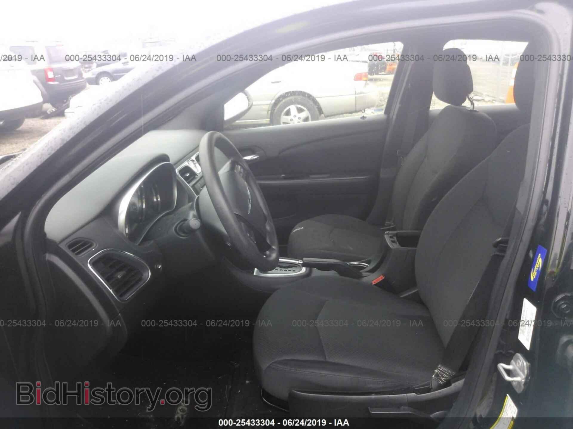 2011 CHRYSLER 200 - VIN: 1C3BC4FB3BN551016 - Фото 5