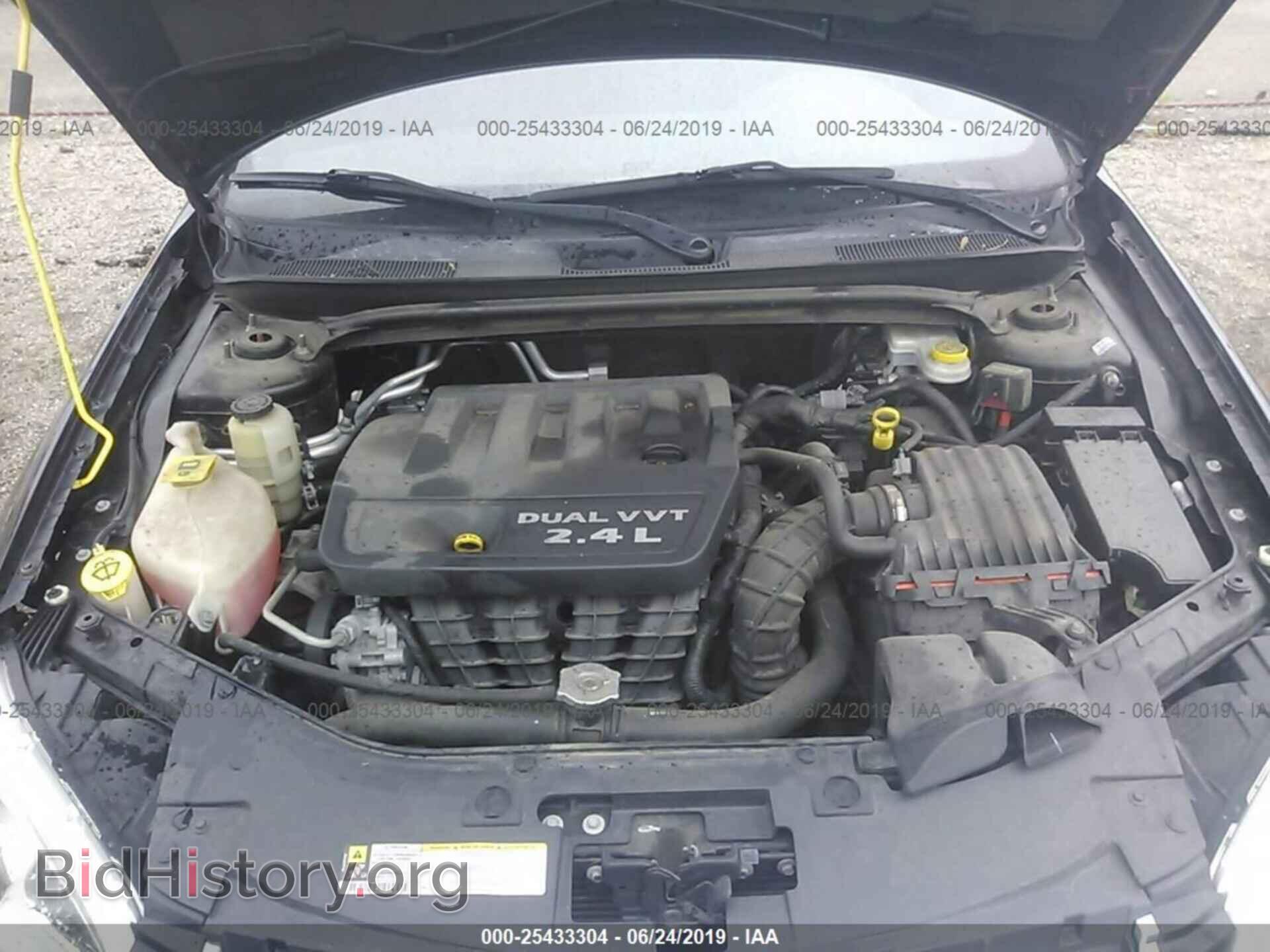 2011 CHRYSLER 200 - VIN: 1C3BC4FB3BN551016 - Фото 10